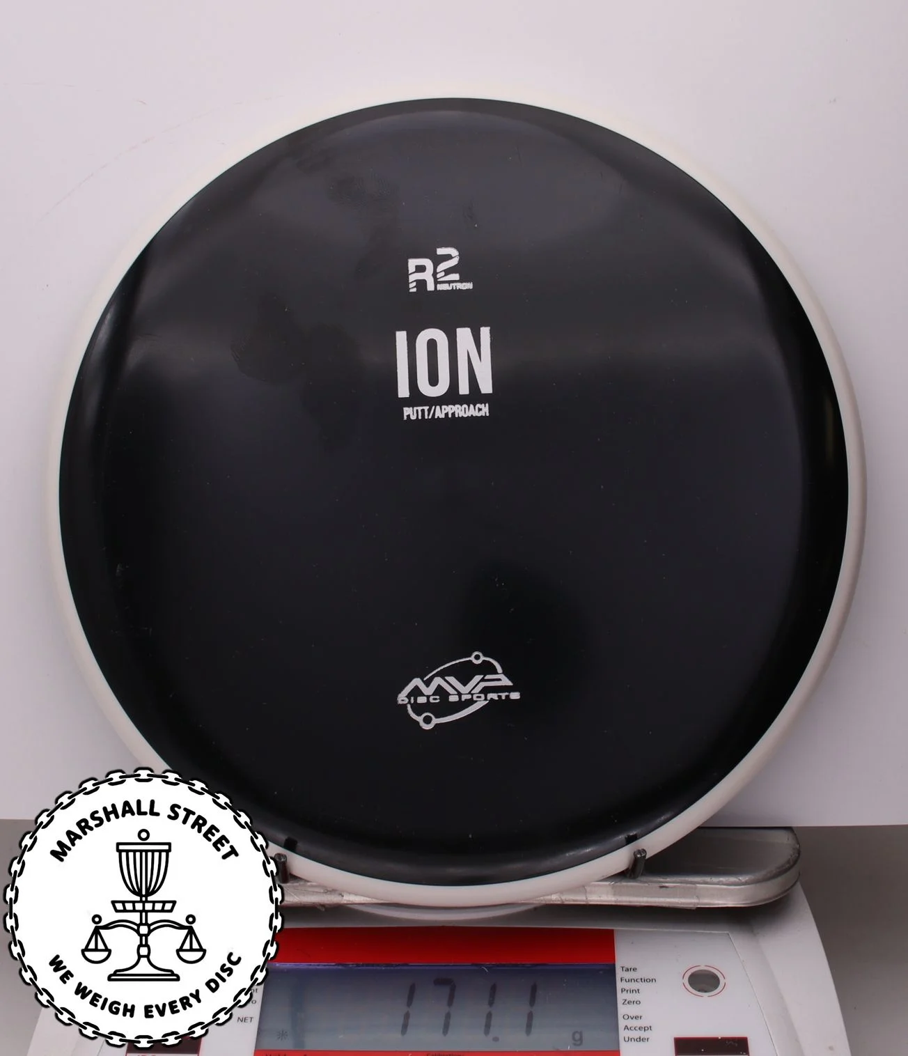 246841.jpg R2 Neutron Ion - #19 W-Black, 171