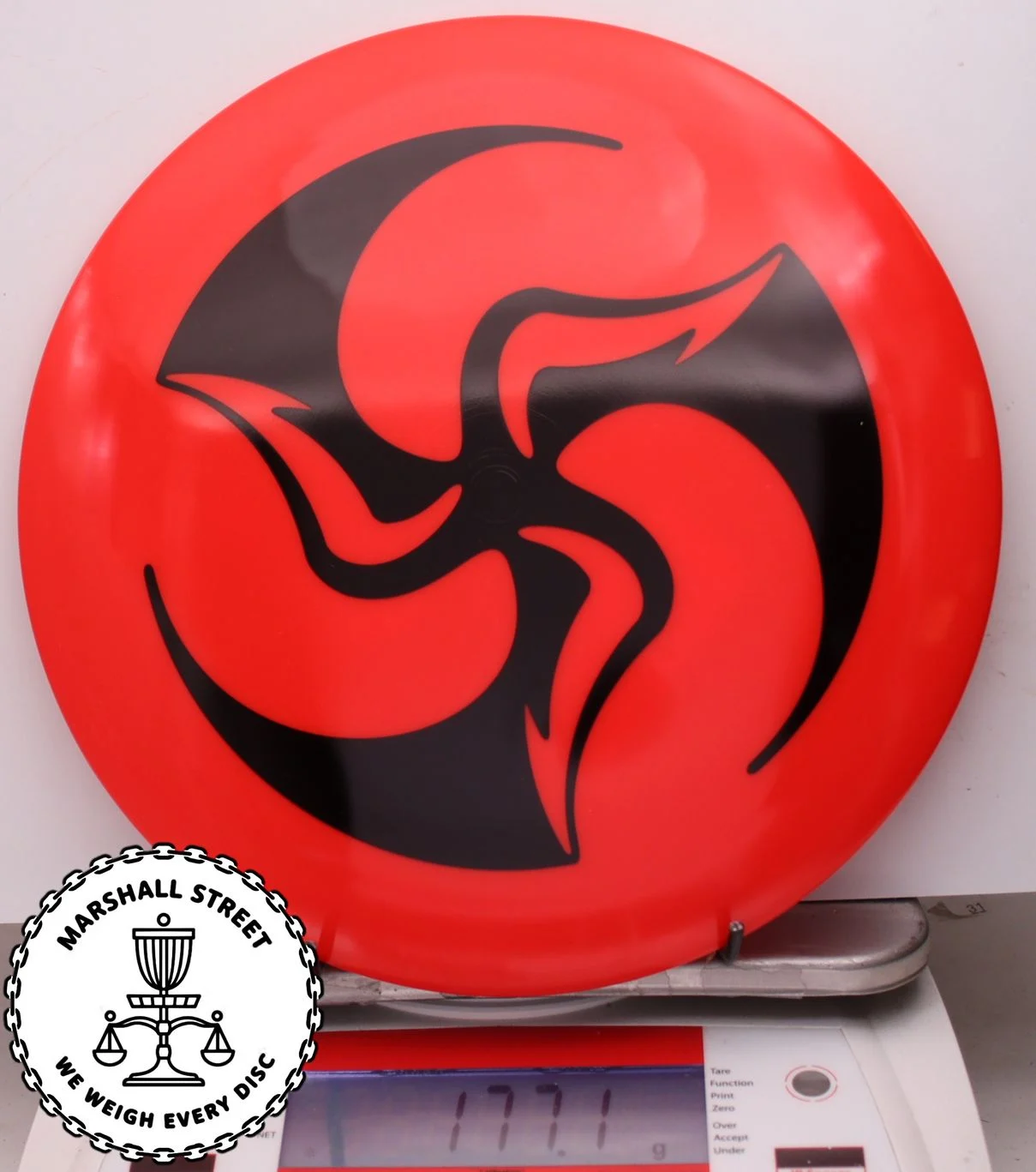 330042.jpg Fuzion Sergeant, TriFly DyeMax - #04 Red, 177