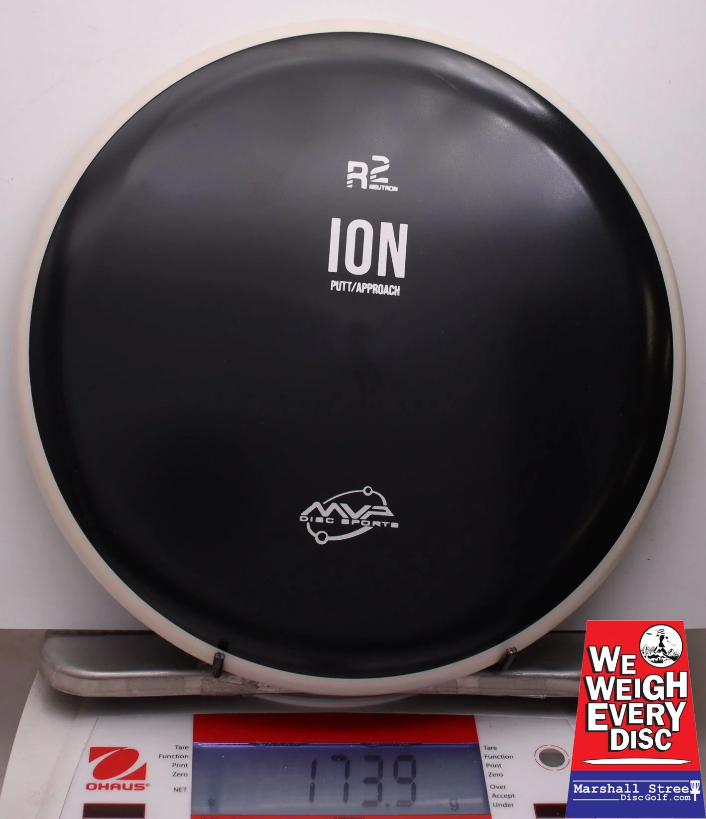 015917 R2 Neutron Ion - #73 W-Black, 174