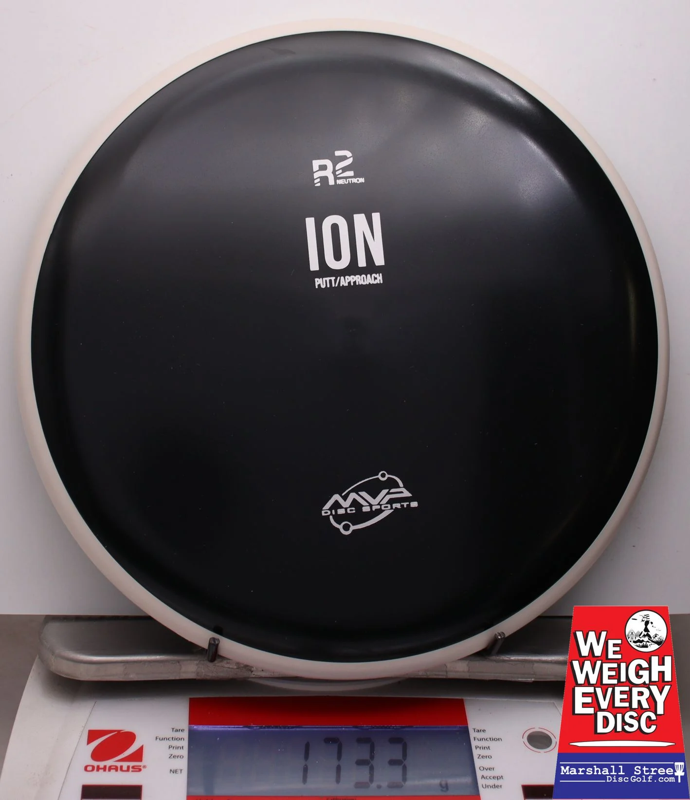 015926 R2 Neutron Ion - #82 W-Black, 173