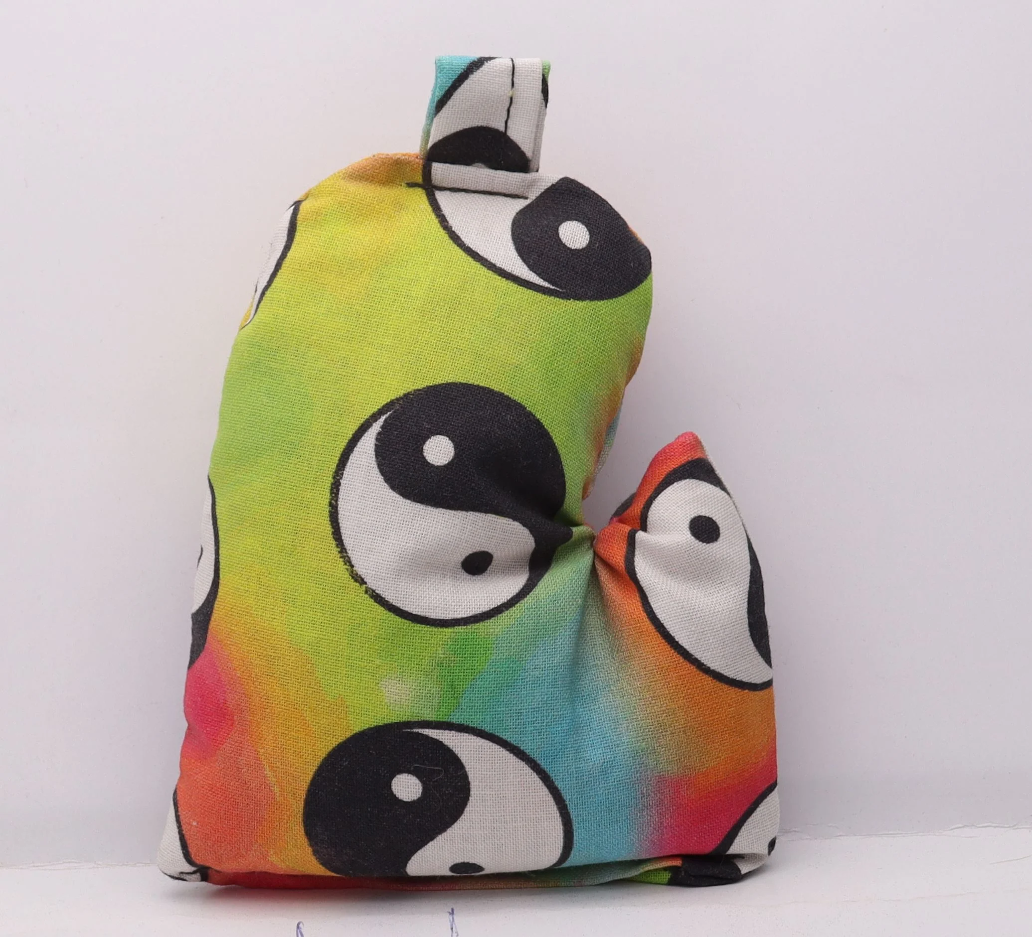 039641 Mitten Bags - #17 Tie-Dye Ying Yang, -