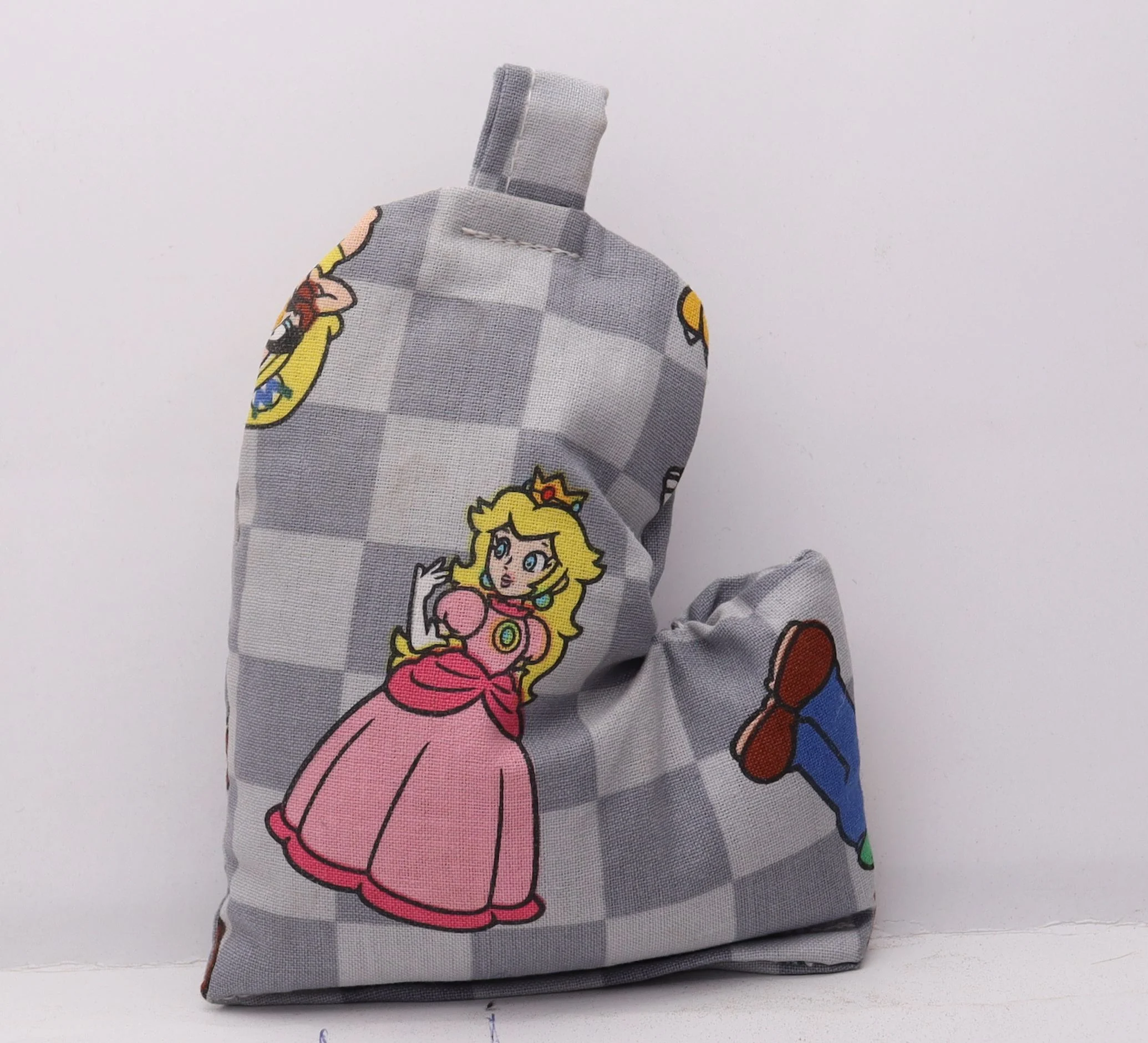 039677 Mitten Bags - #53 Peach (Mario), Gray Checkerboard