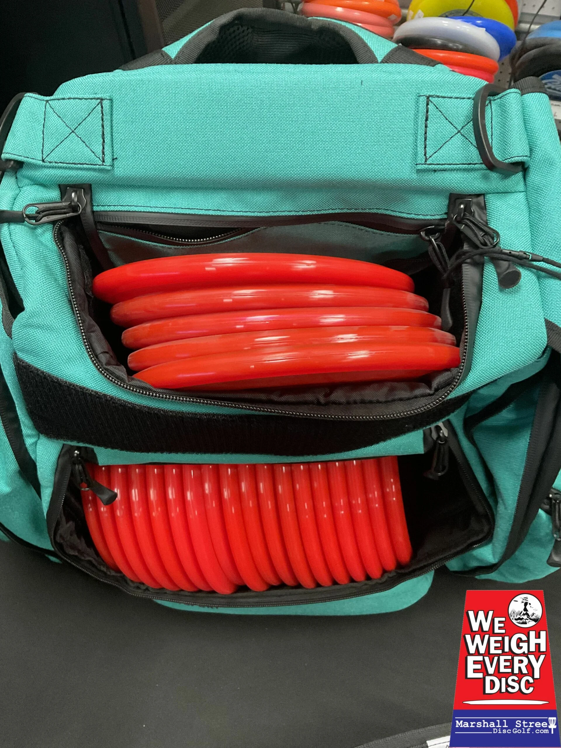 Berg Sport V4 Ultimate Disc Golf Backpack - Image 2