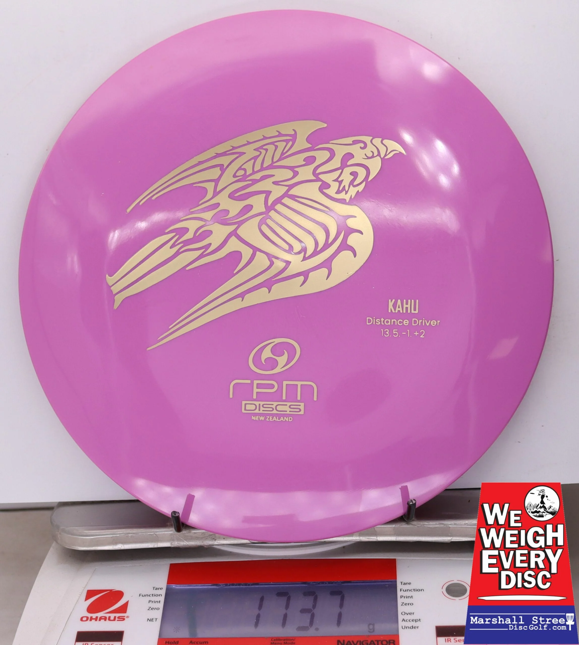 068692 Atomic Kahu - #27 Magenta, 174