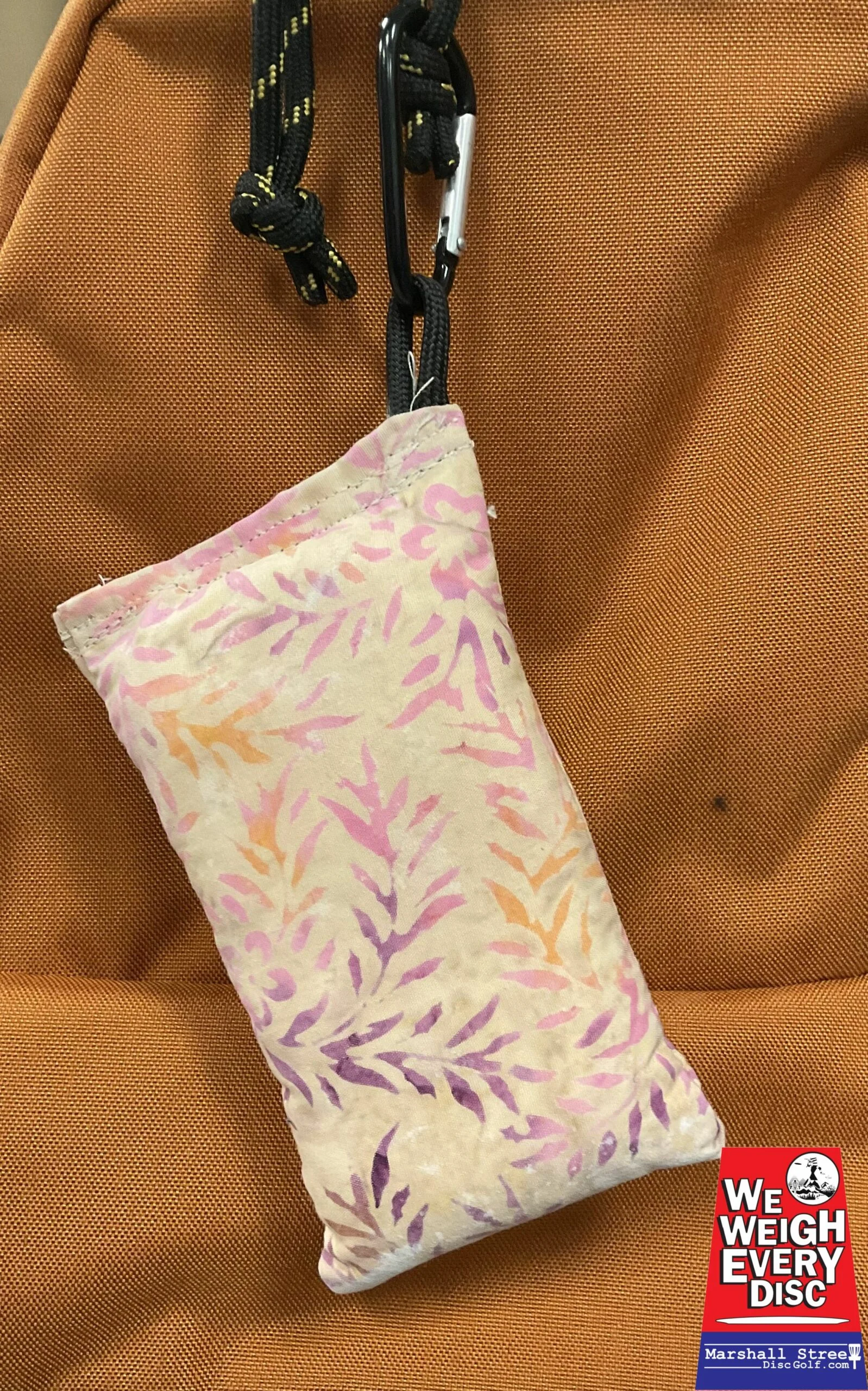 123068 Chalky Bags with Carabiner - Tropical Pink-CreamPink, Chalky Bags