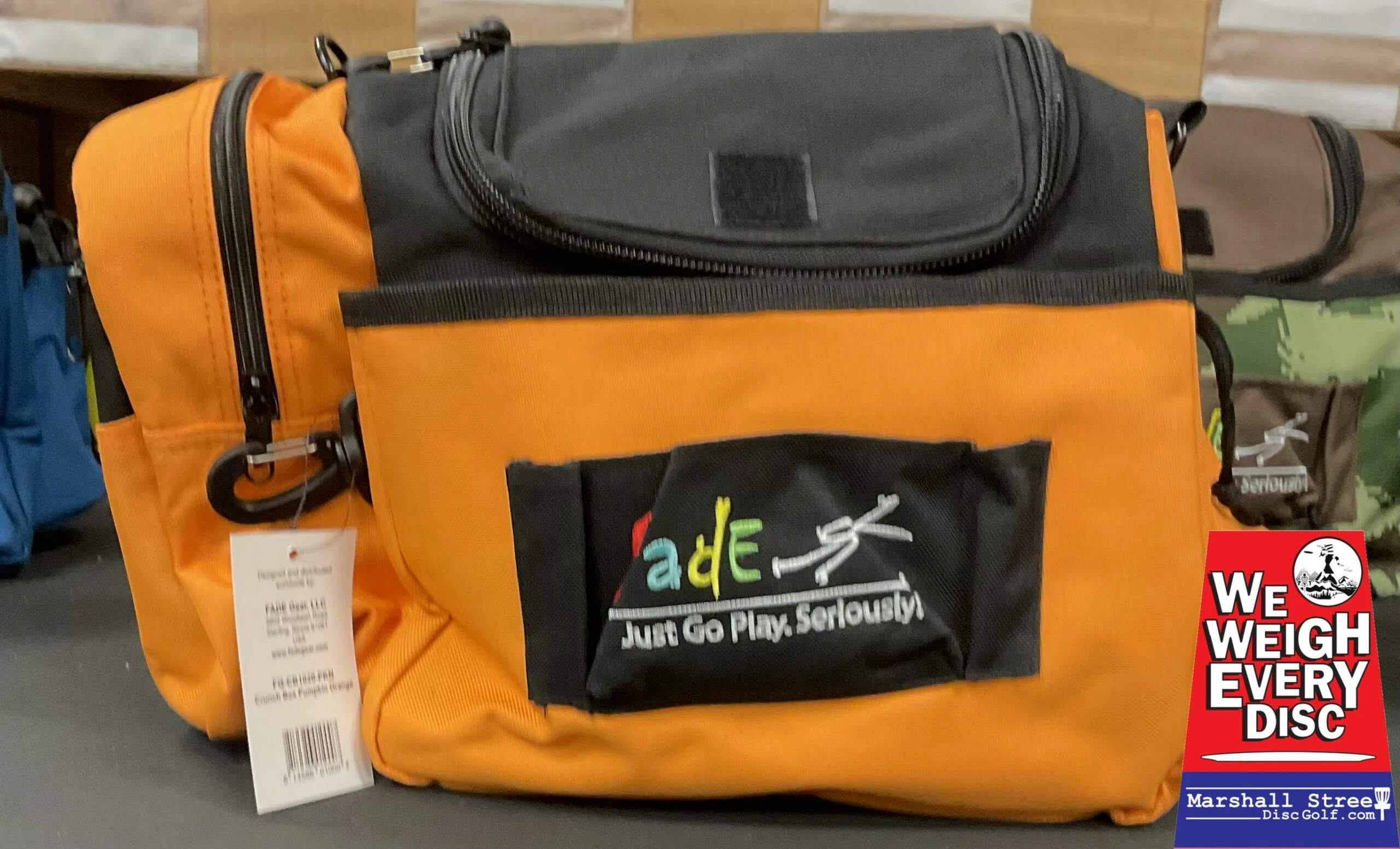Fade Crunch Box Disc Golf Bag - Image 4