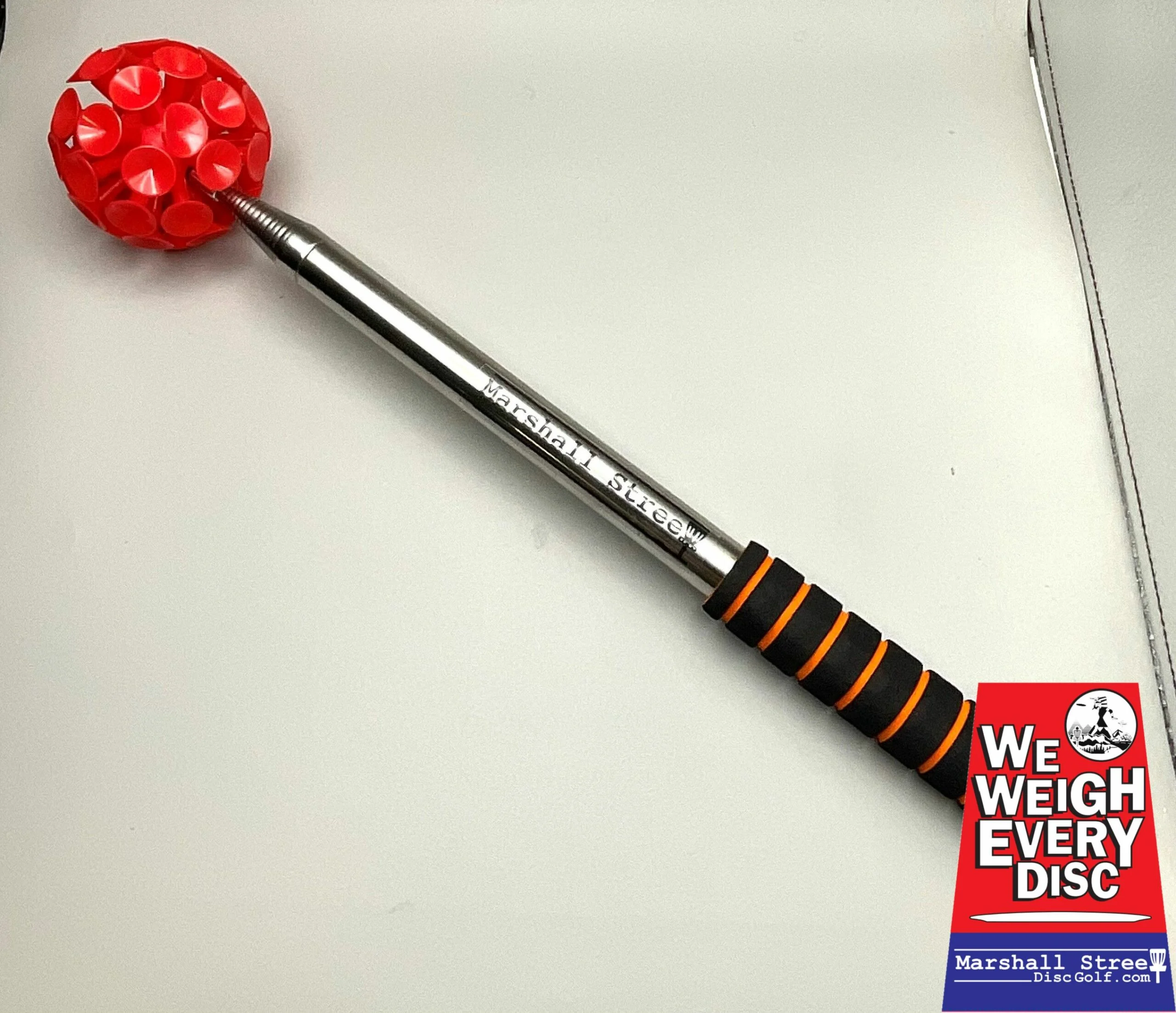Marshall Street Retriever Pole with Discology Suction Ball