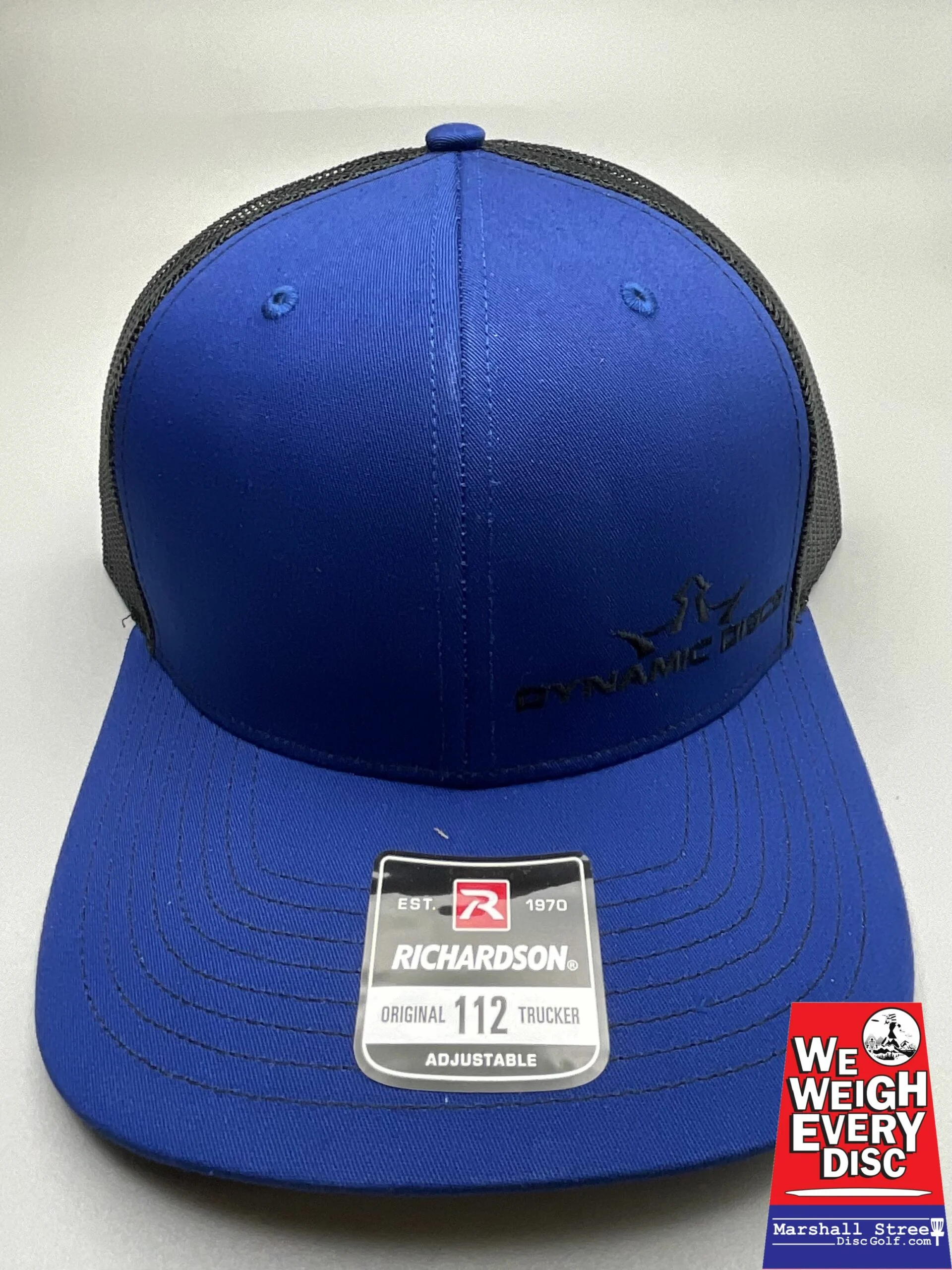 314549 Dynamic Discs King D's Trucker Hat - Royal-Black, Snapback