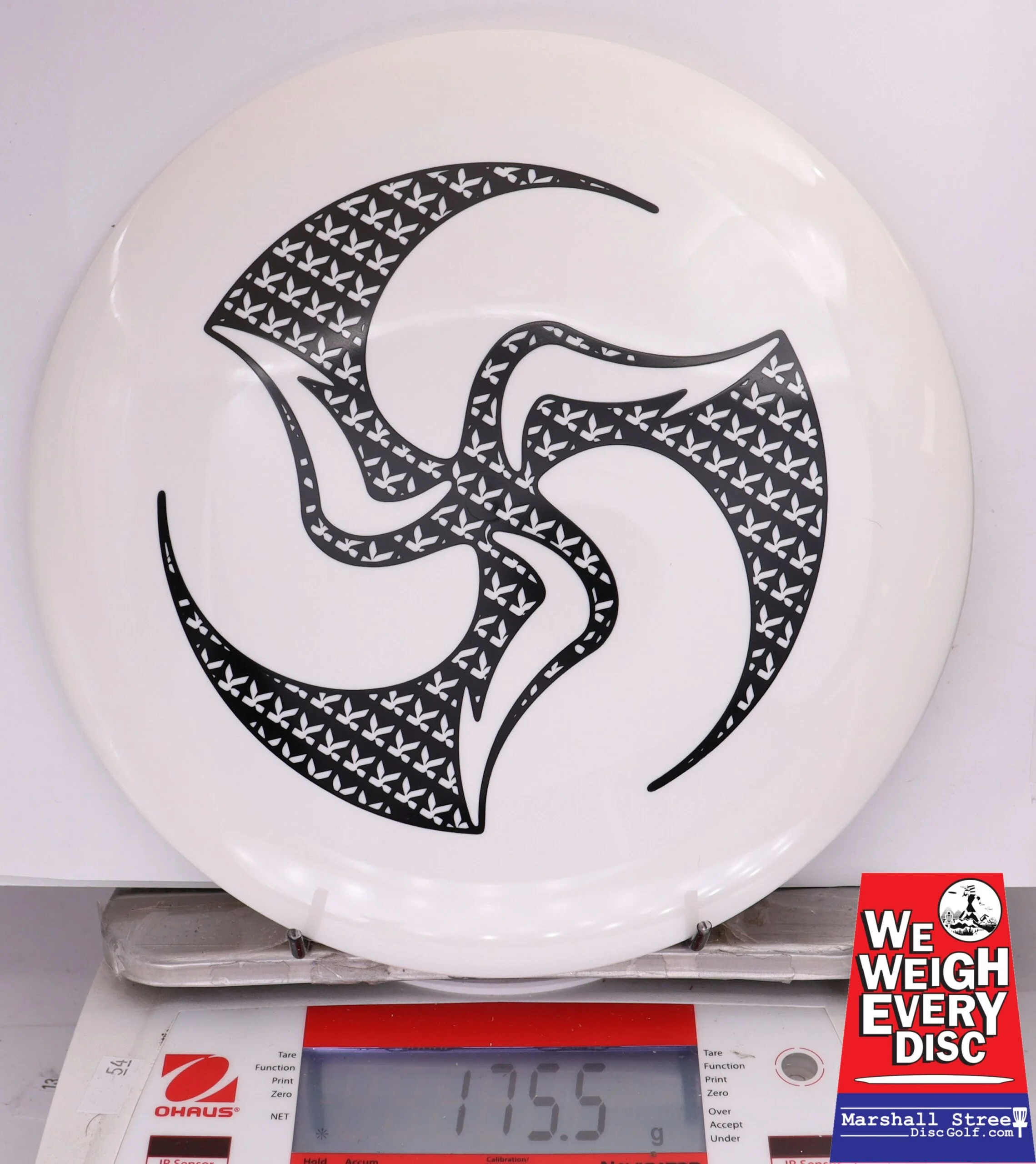 385026 Royal Grand Grace, Kristin Lätt 2025 Signature Series - Huk Lab - #514 White, 176
