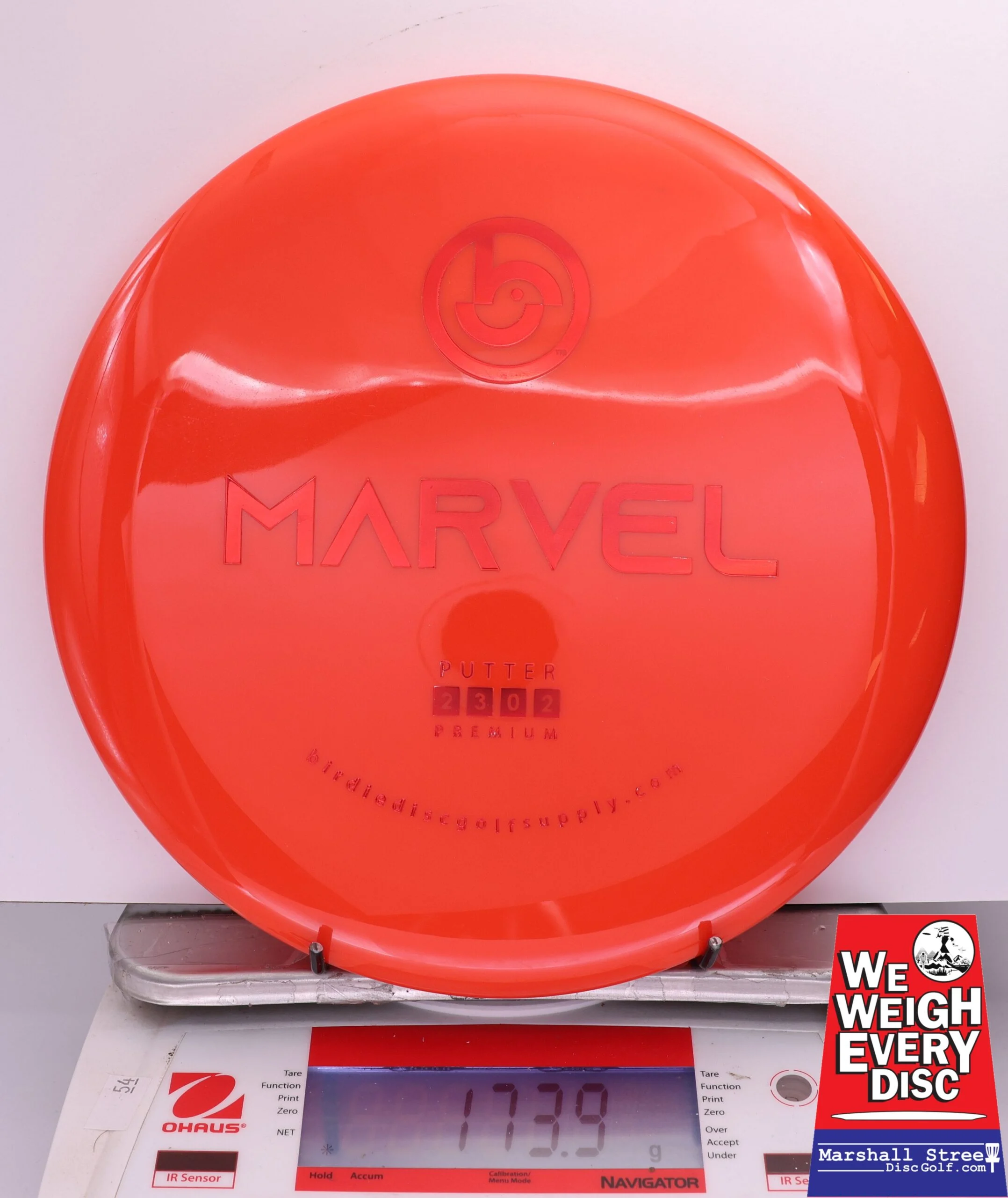 413486 Premium Marvel - #317 Red, 174