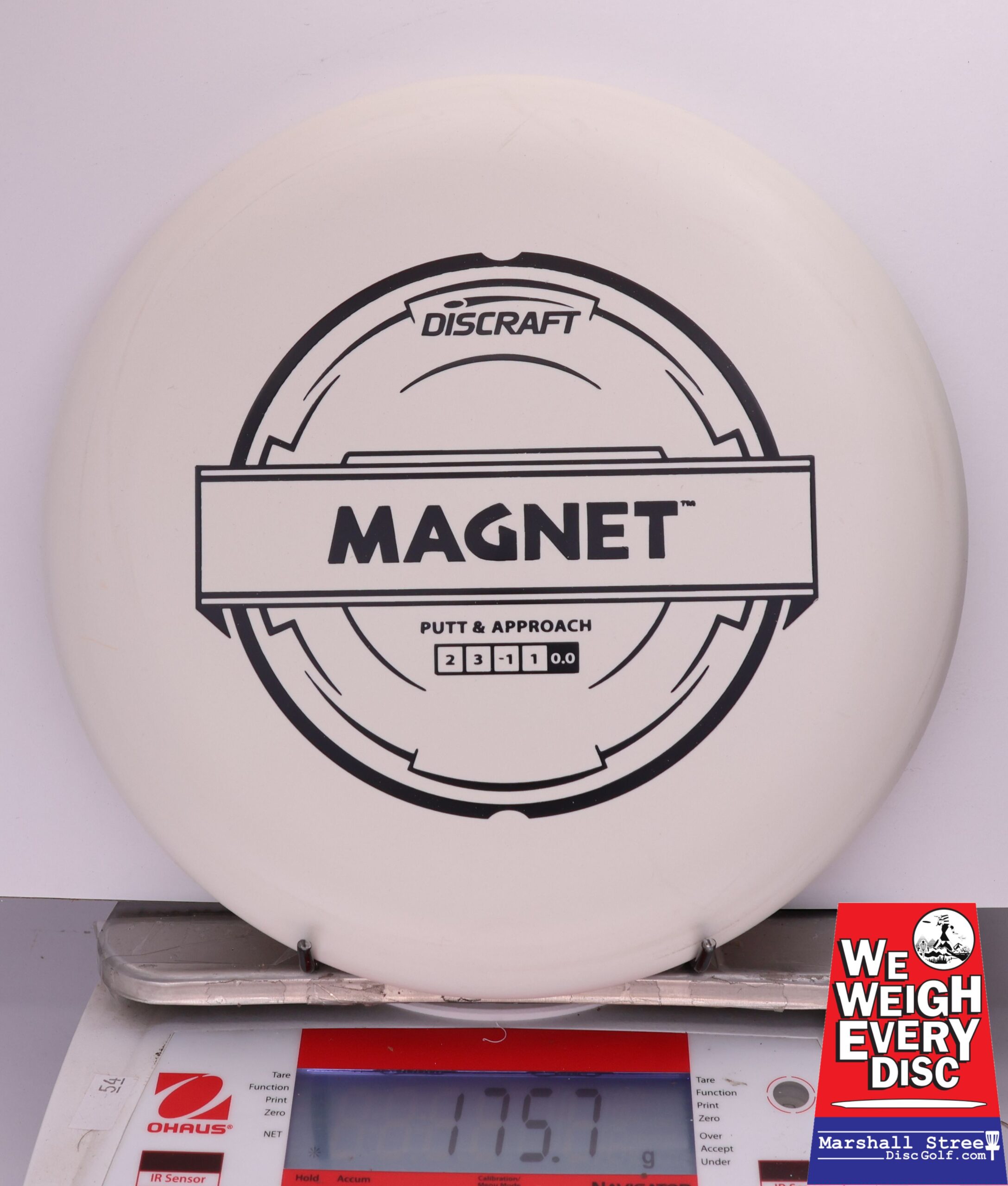 431194 Putter Line Hard Magnet - #572 White, 176