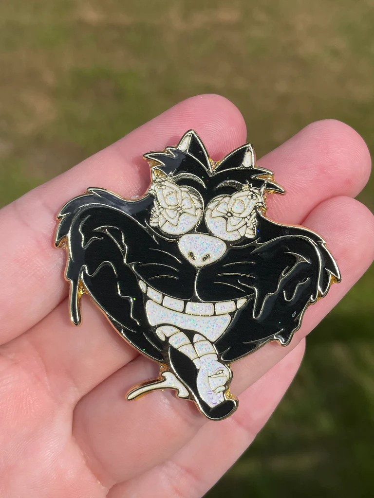 442221 Defaced Cheshire Cat, Pins by Festi Daze - Black, G10