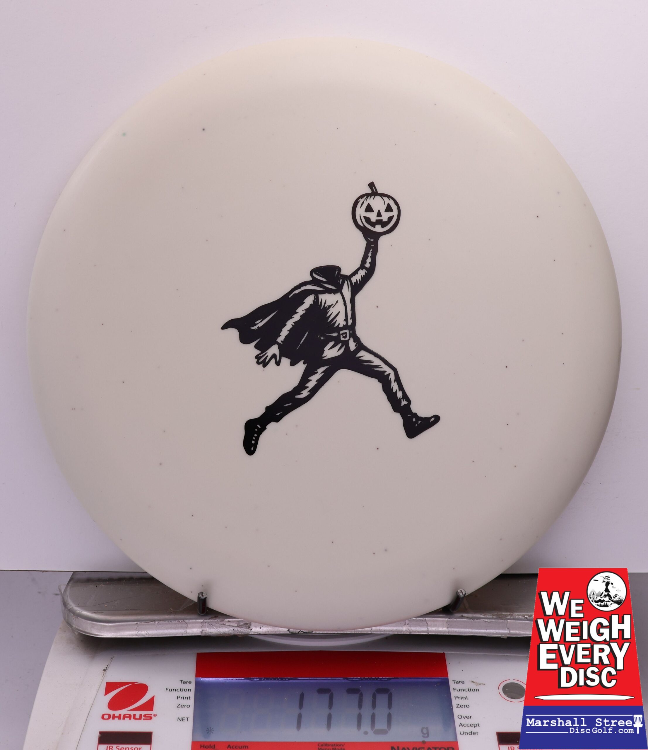 447446 SuperGlow Retro Wizard, 2025 Halloween - #325 Firm White, 177