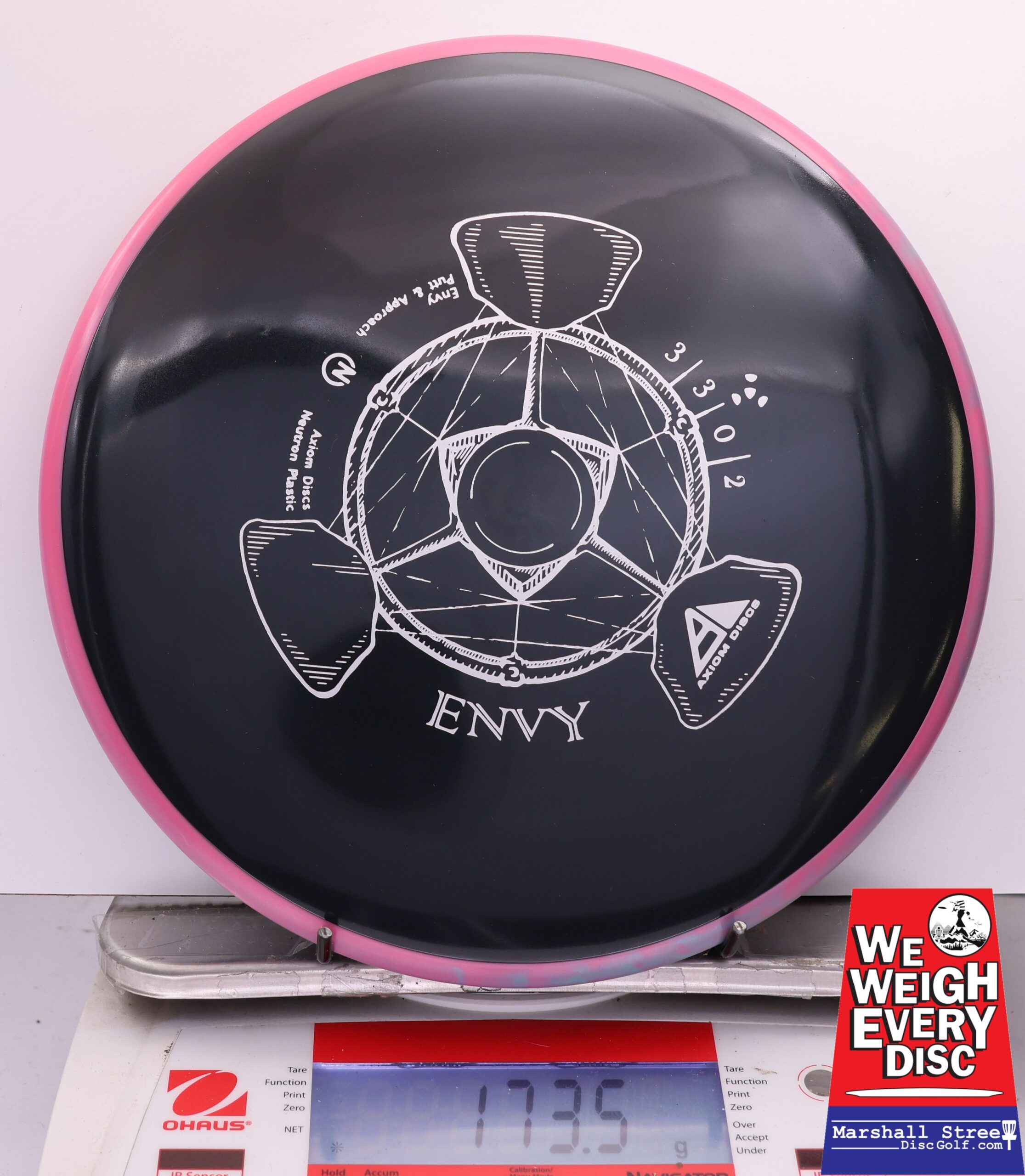 448597 Neutron Envy - #810 Pink-Black, 174