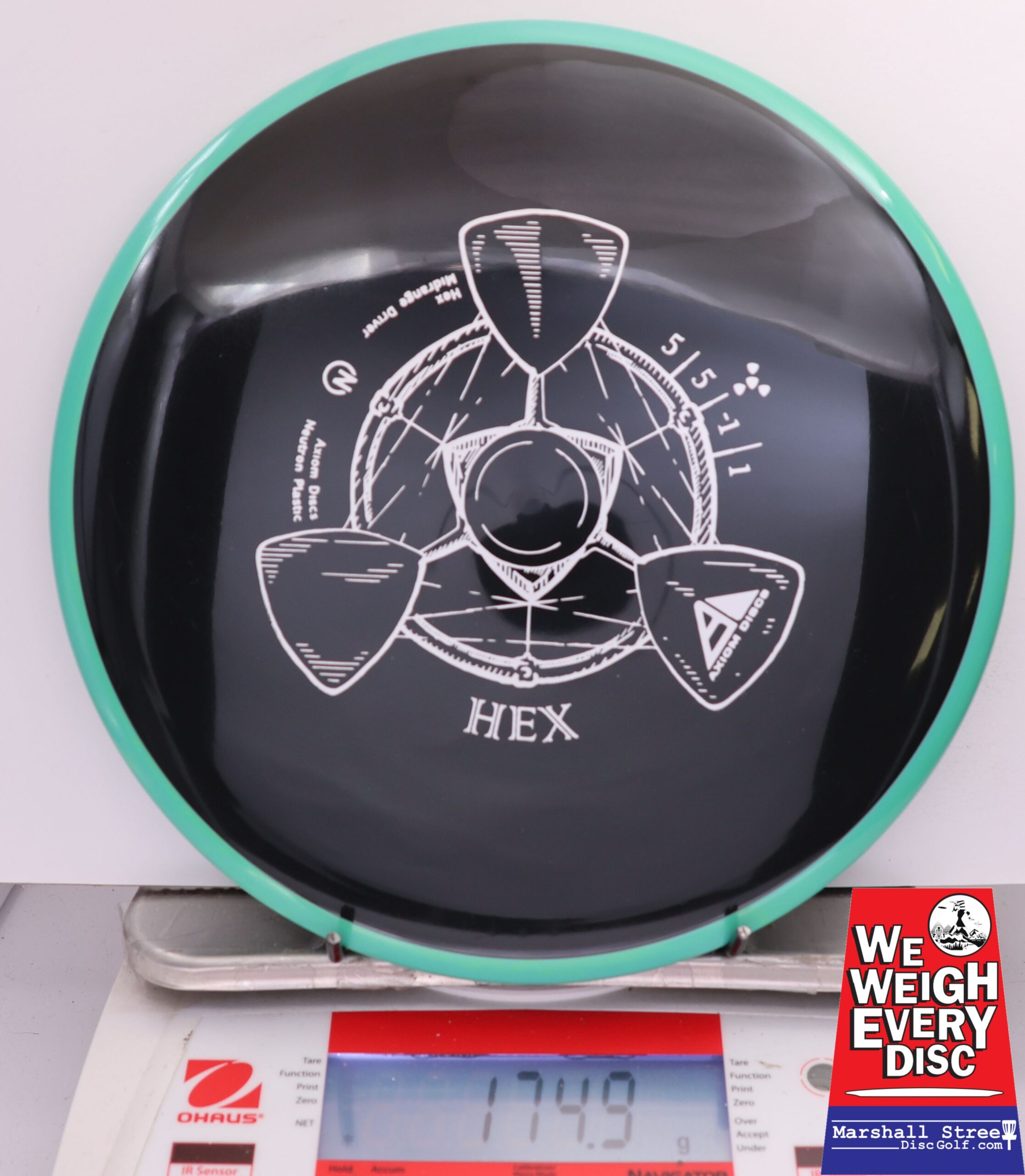 496737 Neutron Hex - #872 Green-Black, 175