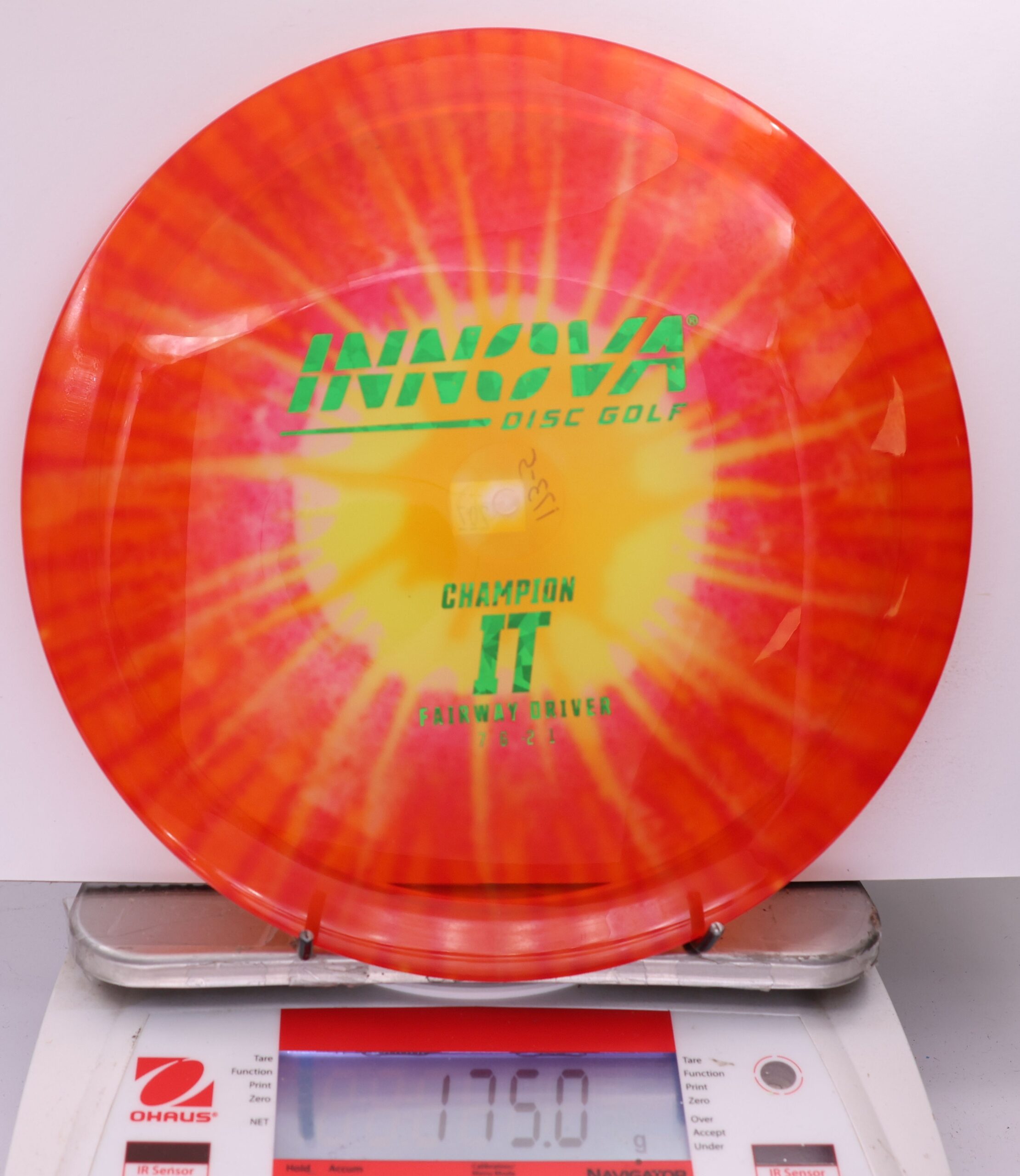 507616 Tie-Dye Champion IT - #207 Tie-Dye, 175