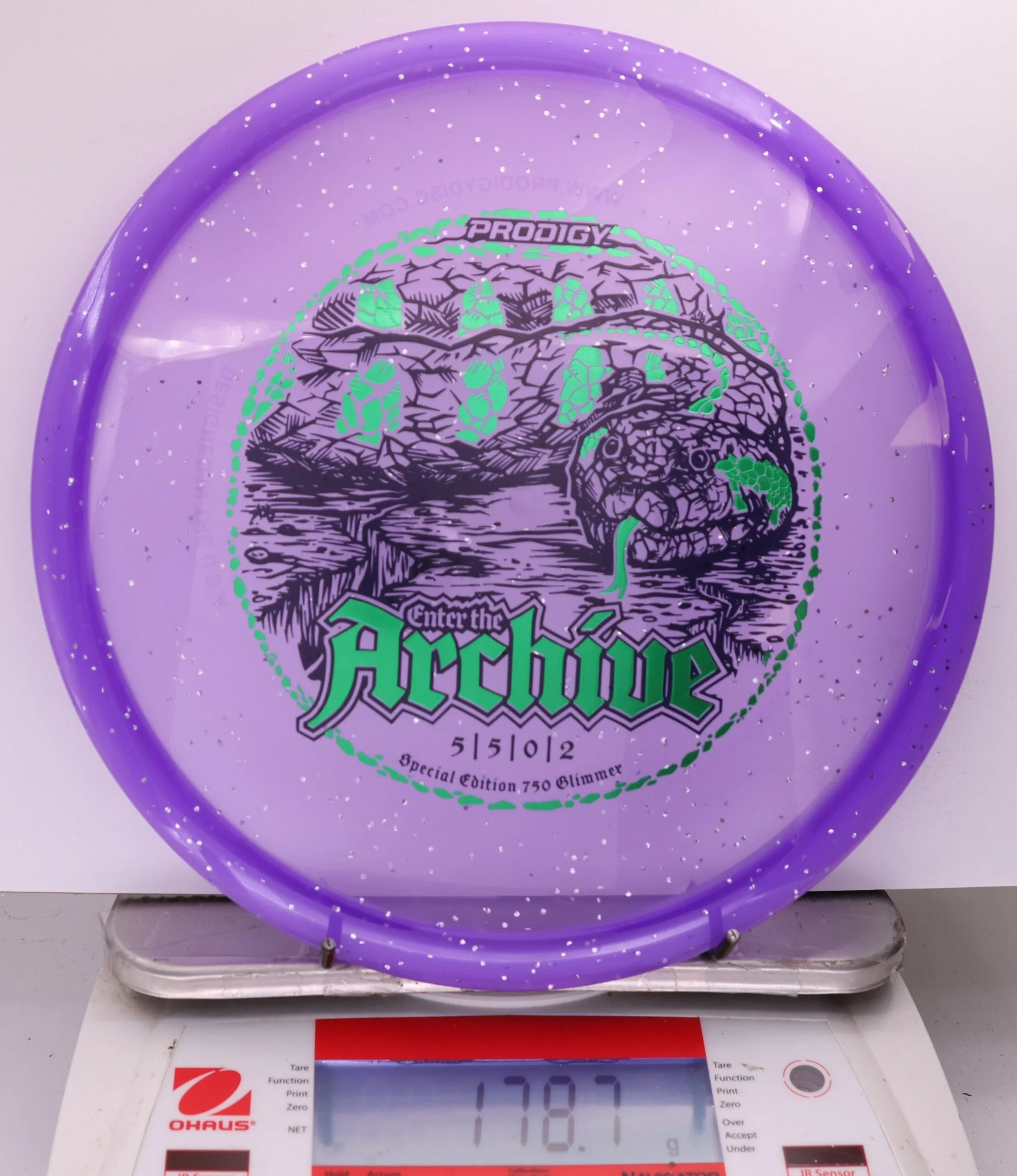 521117 750 Glimmer Archive, Serpentium - #376 Purple, 179