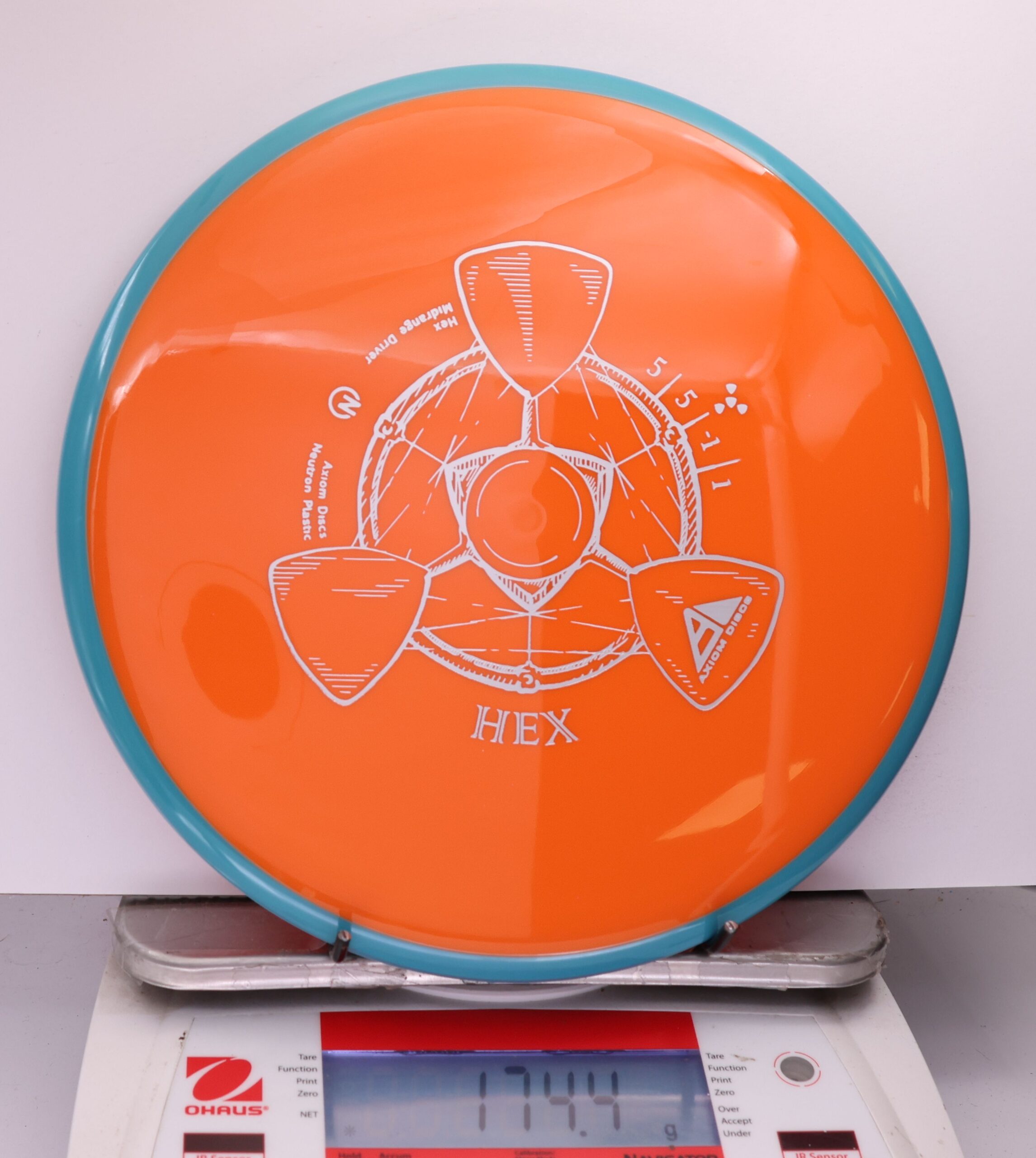528231 Neutron Hex - #913 Aqua-Orange, 174