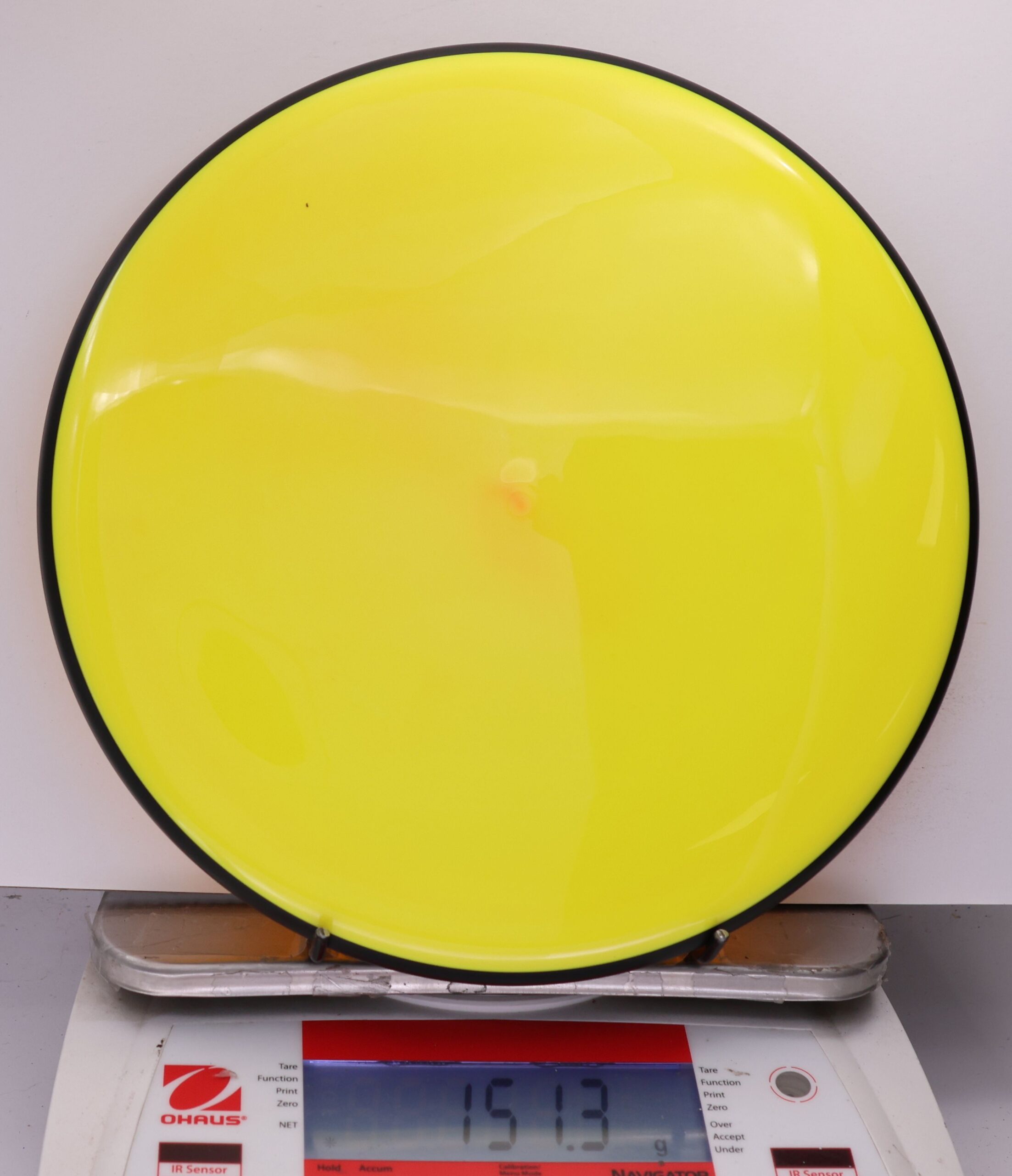 530296 Neutron Soft Glitch, No Stamp - #911 Yellow, 151