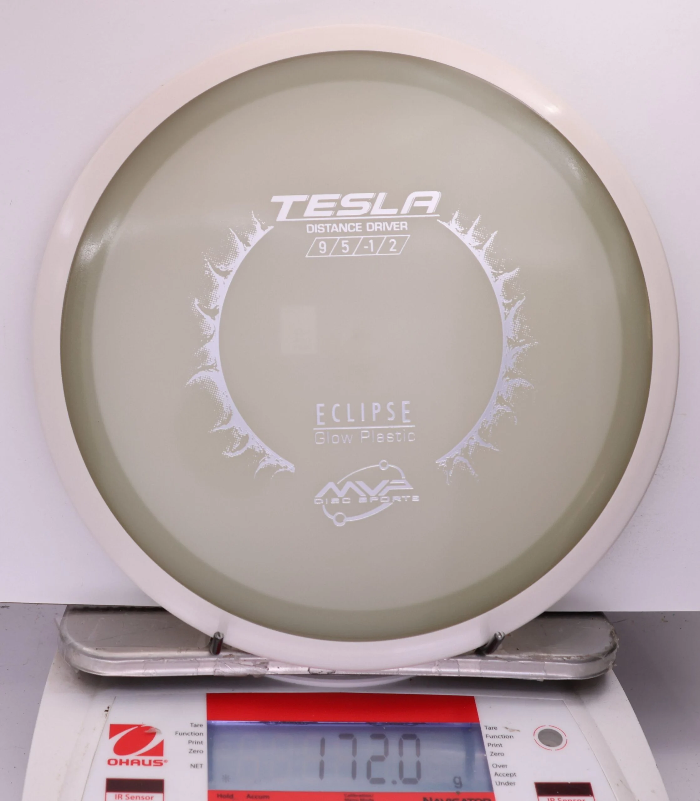 530569 Eclipse Tesla - #915 White, 172