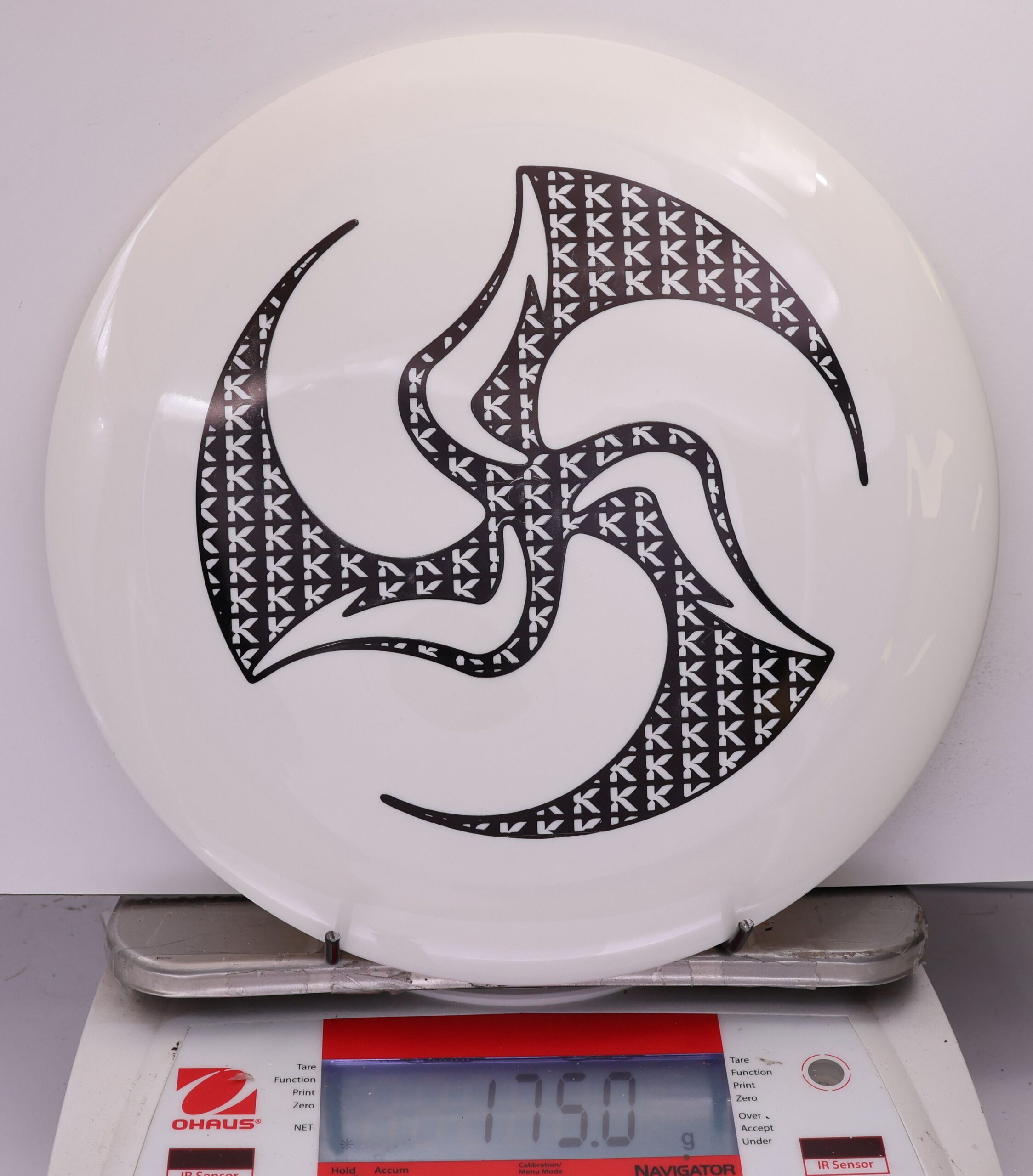 536671 Grand Grace, Kristin Lätt 2025 Signature Series - Huk Lab - #30 White, 175