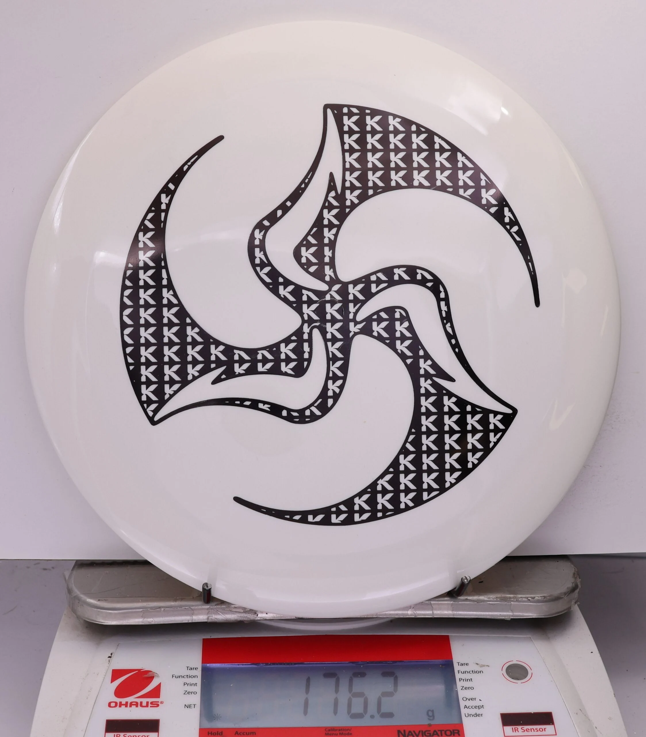 536672 Royal Grand Grace, Kristin Lätt 2025 Signature Series - Huk Lab - #31 White, 176