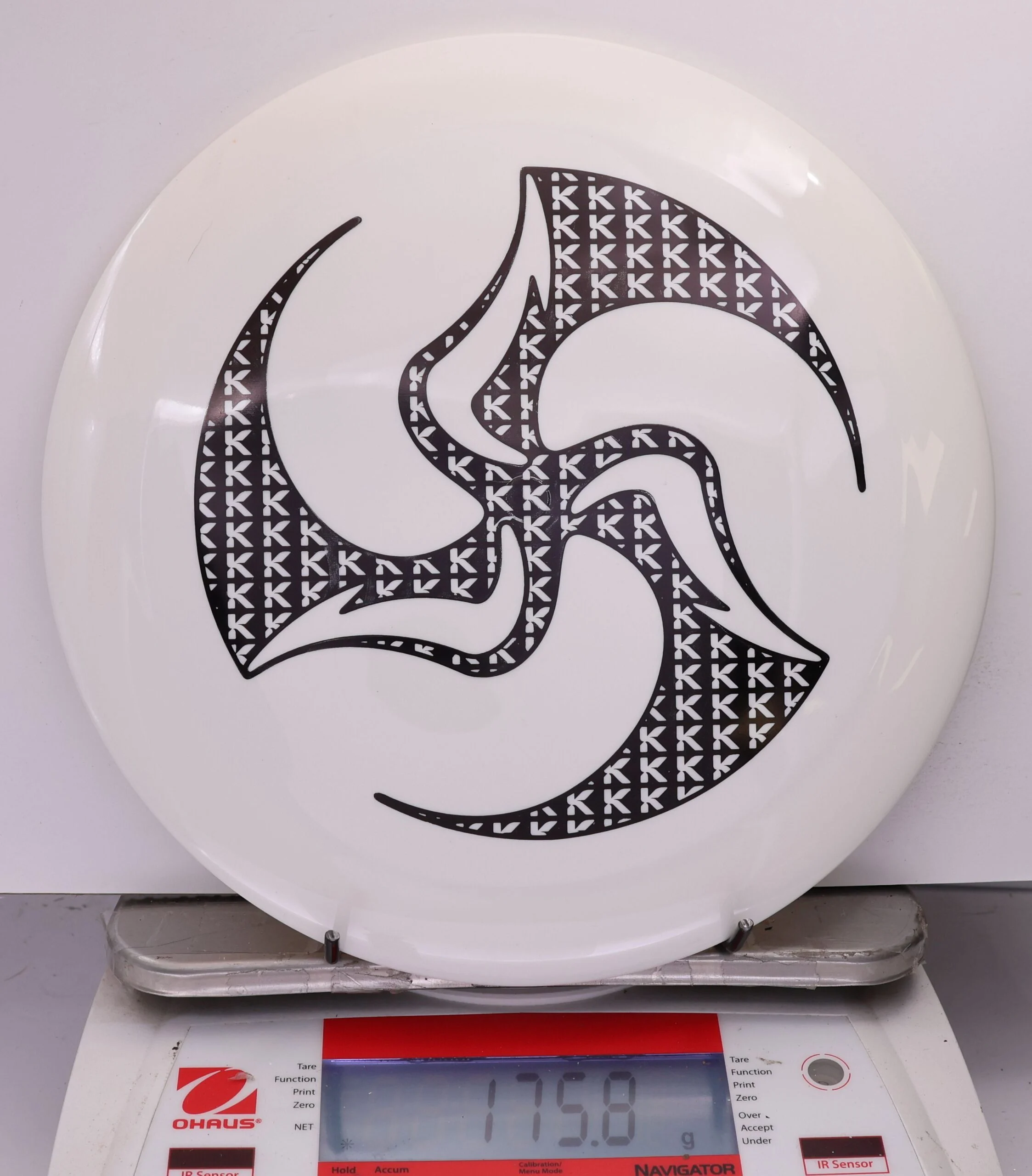 536684 Royal Grand Grace, Kristin Lätt 2025 Signature Series - Huk Lab - #33 White, 176