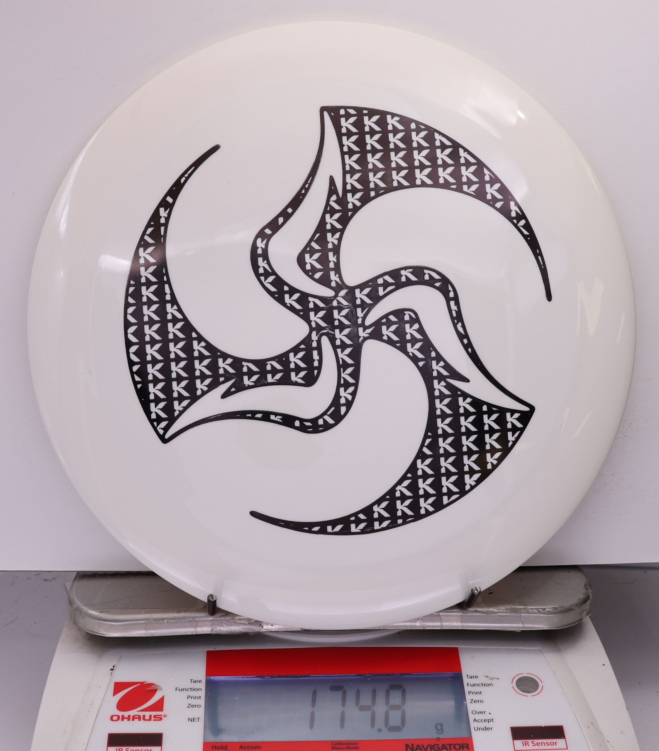 536687 Grand Grace, Kristin Lätt 2025 Signature Series - Huk Lab - #36 White, 175