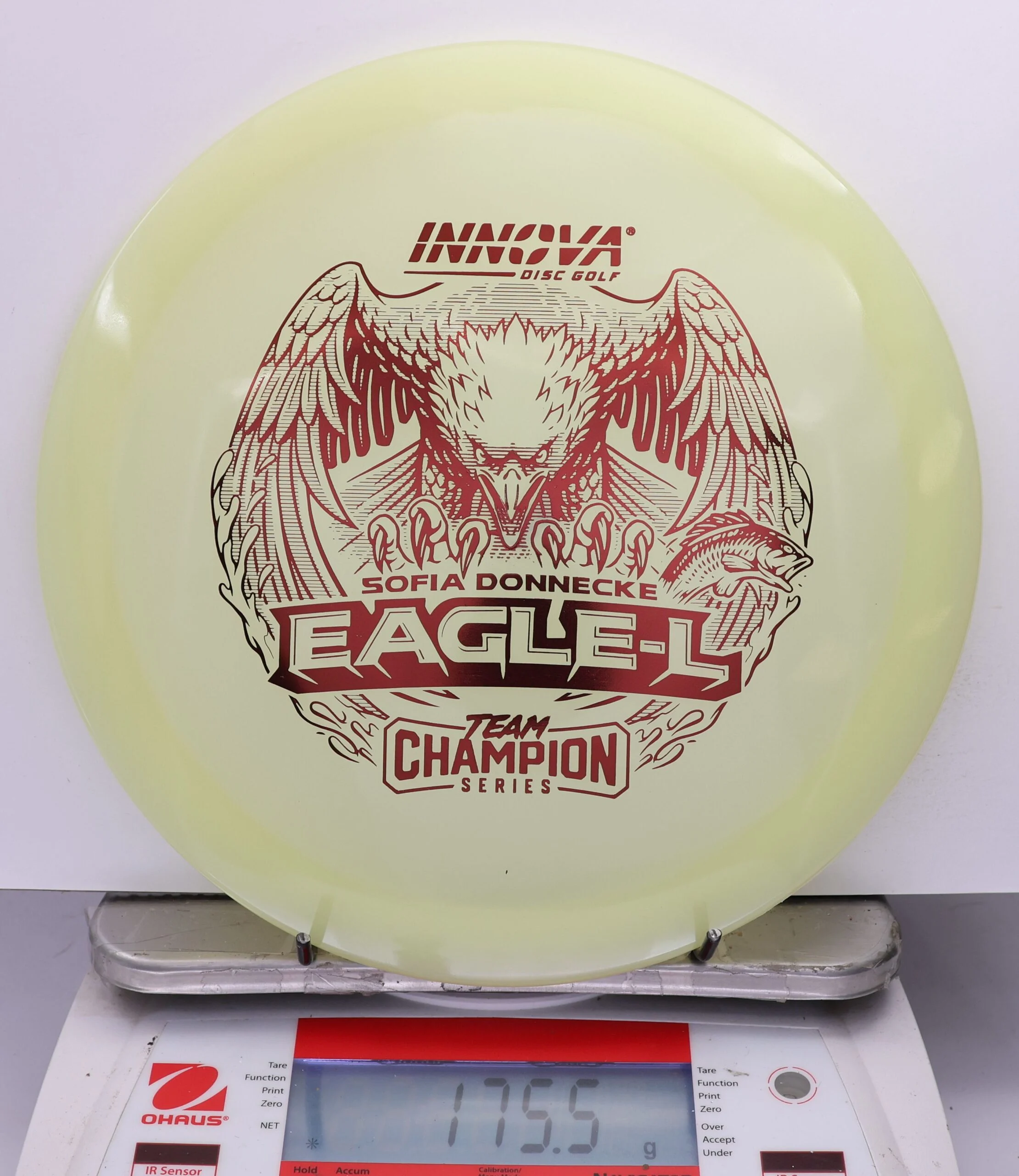 539425 Proto Glow Champion Eagle L, Sofia Donnecke 2025 Tour Series - #727 White Glow, 176