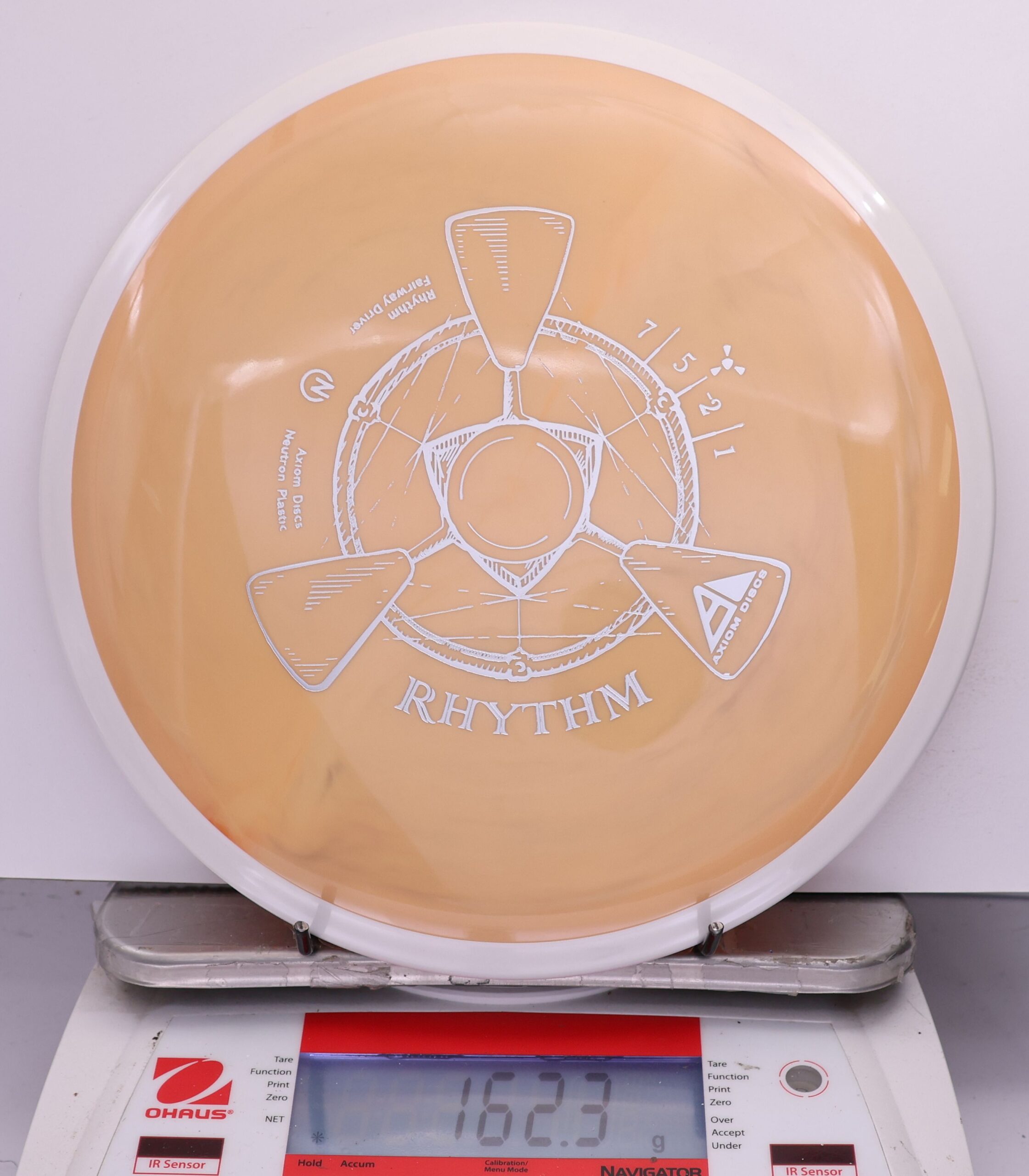 547134 Neutron Rhythm - #954 White-Tan, 162