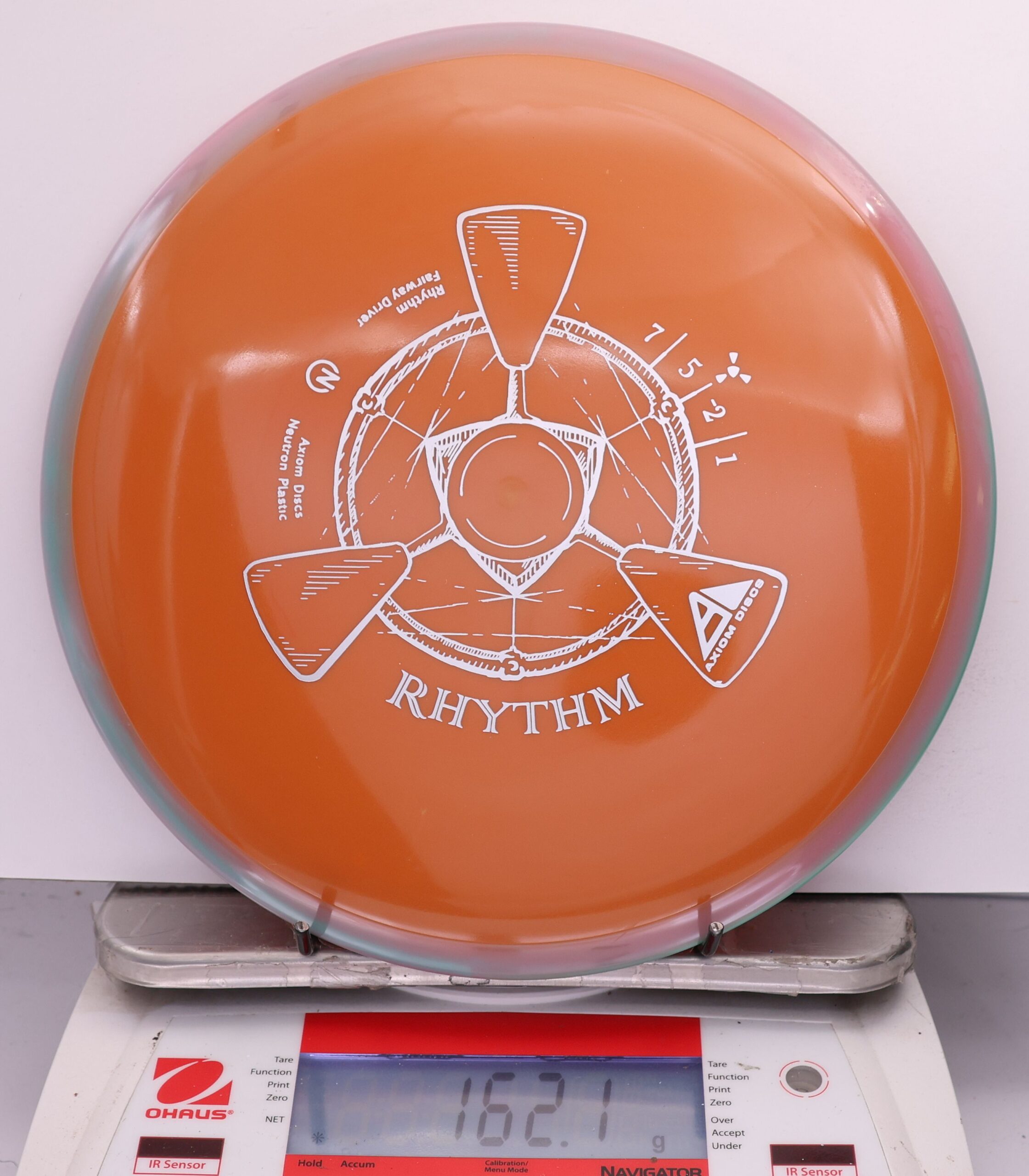 547173 Neutron Rhythm - #959 Gray-Burnt Orange, 162