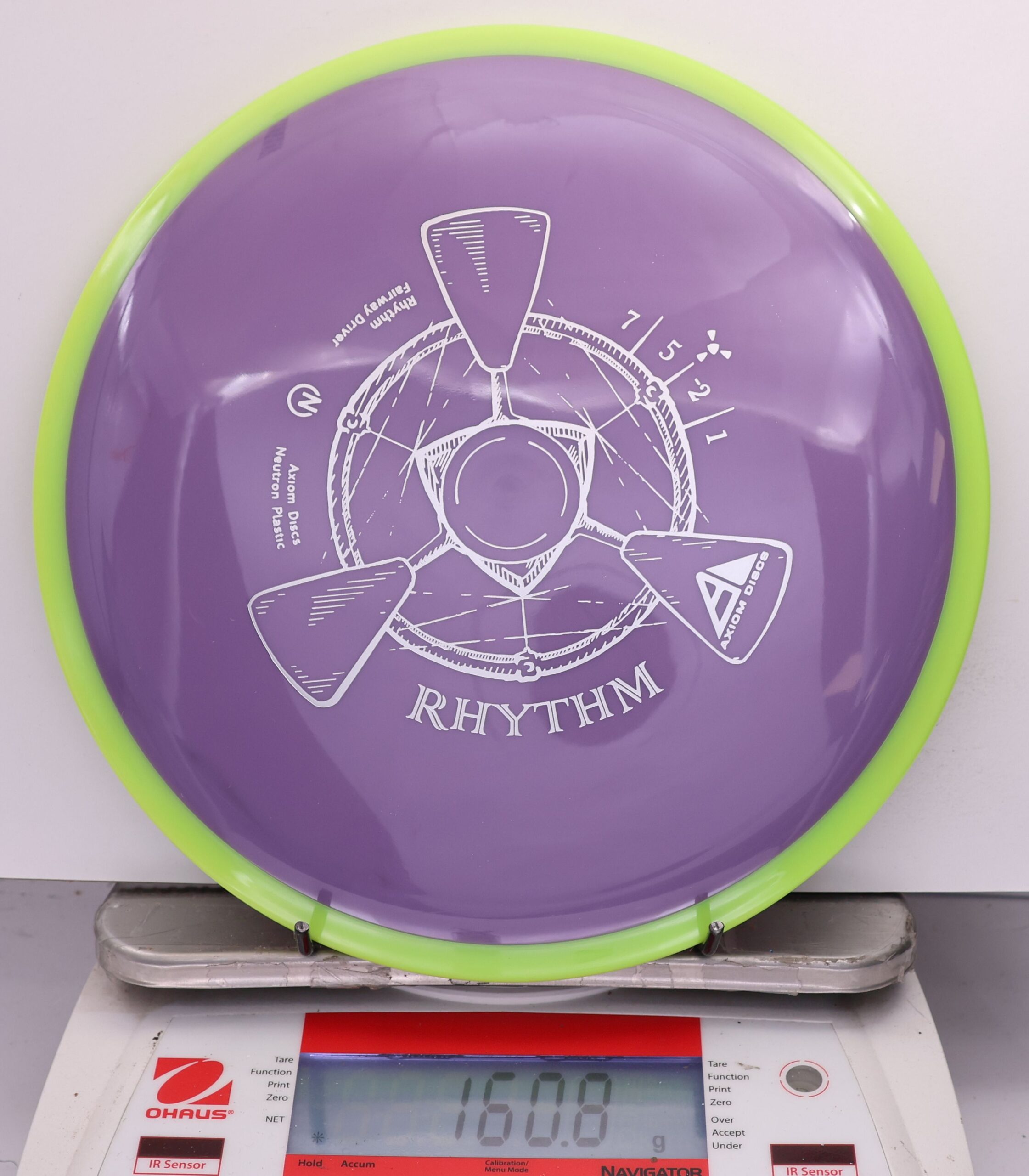 547329 Neutron Rhythm - #979 Yellow-Purple, 161