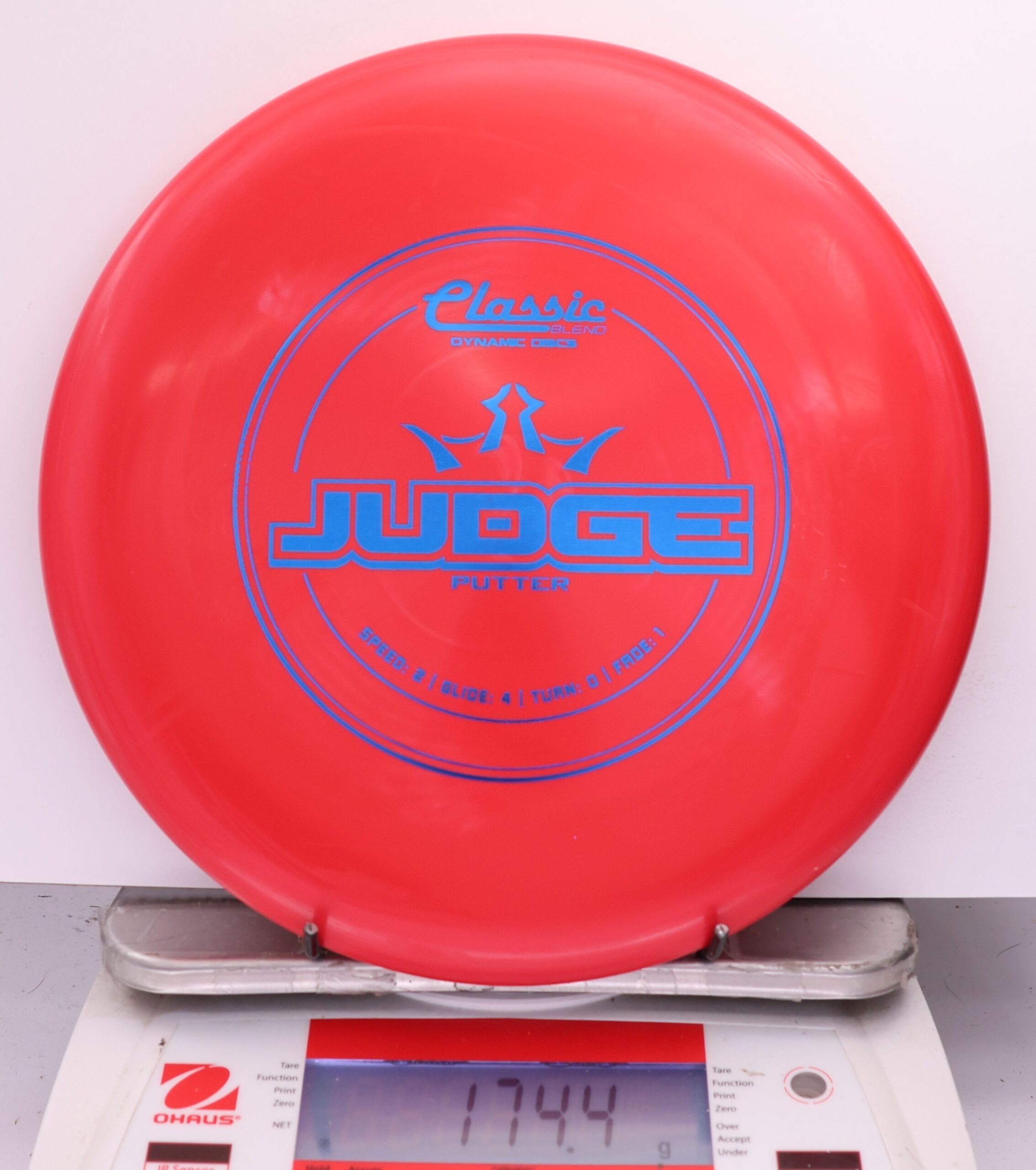 560646 Classic Blend Judge - #815 Red, 174