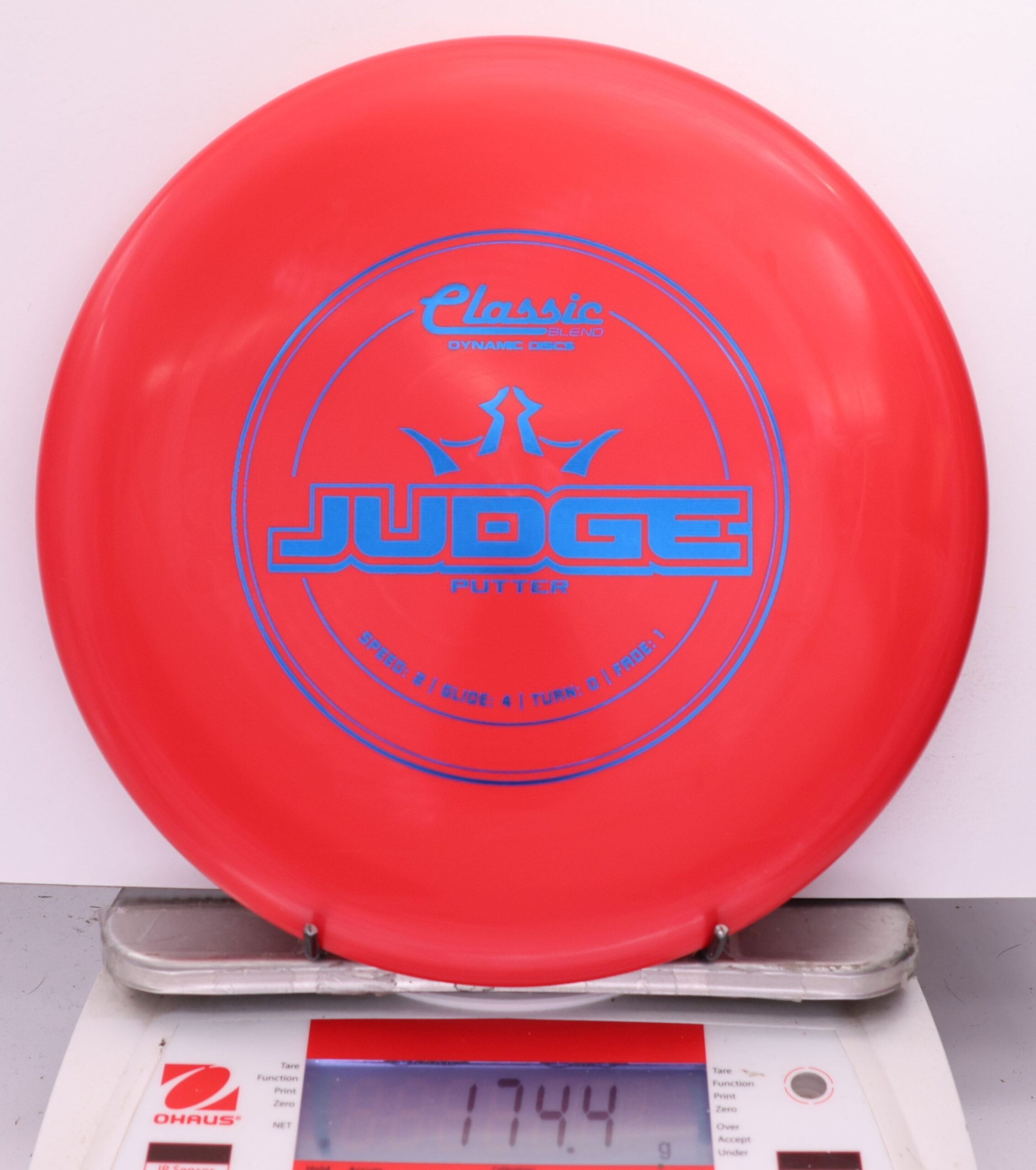 560665 Classic Blend Judge - #817 Red, 174