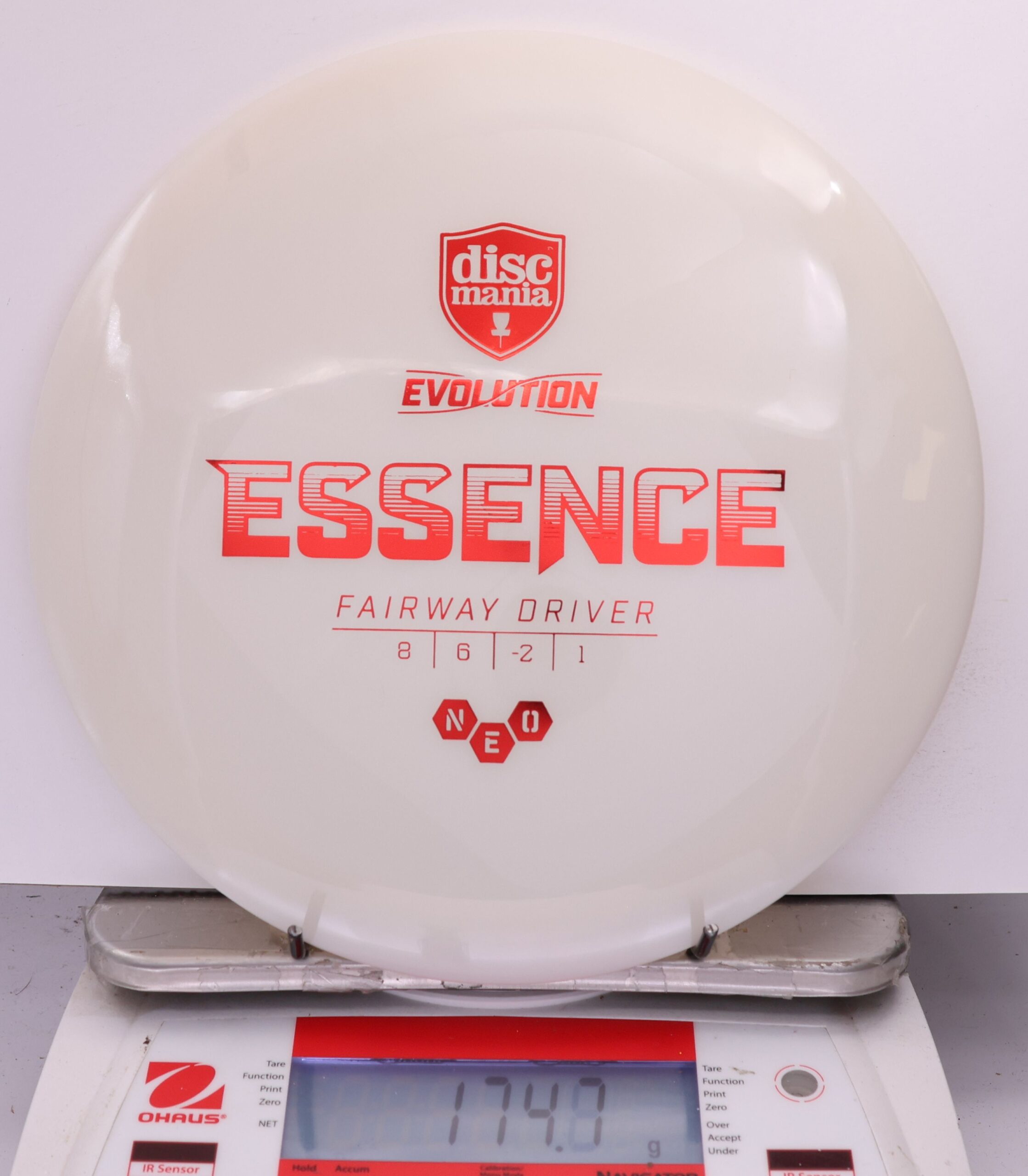 561729 Neo Essence - #825 White, 175