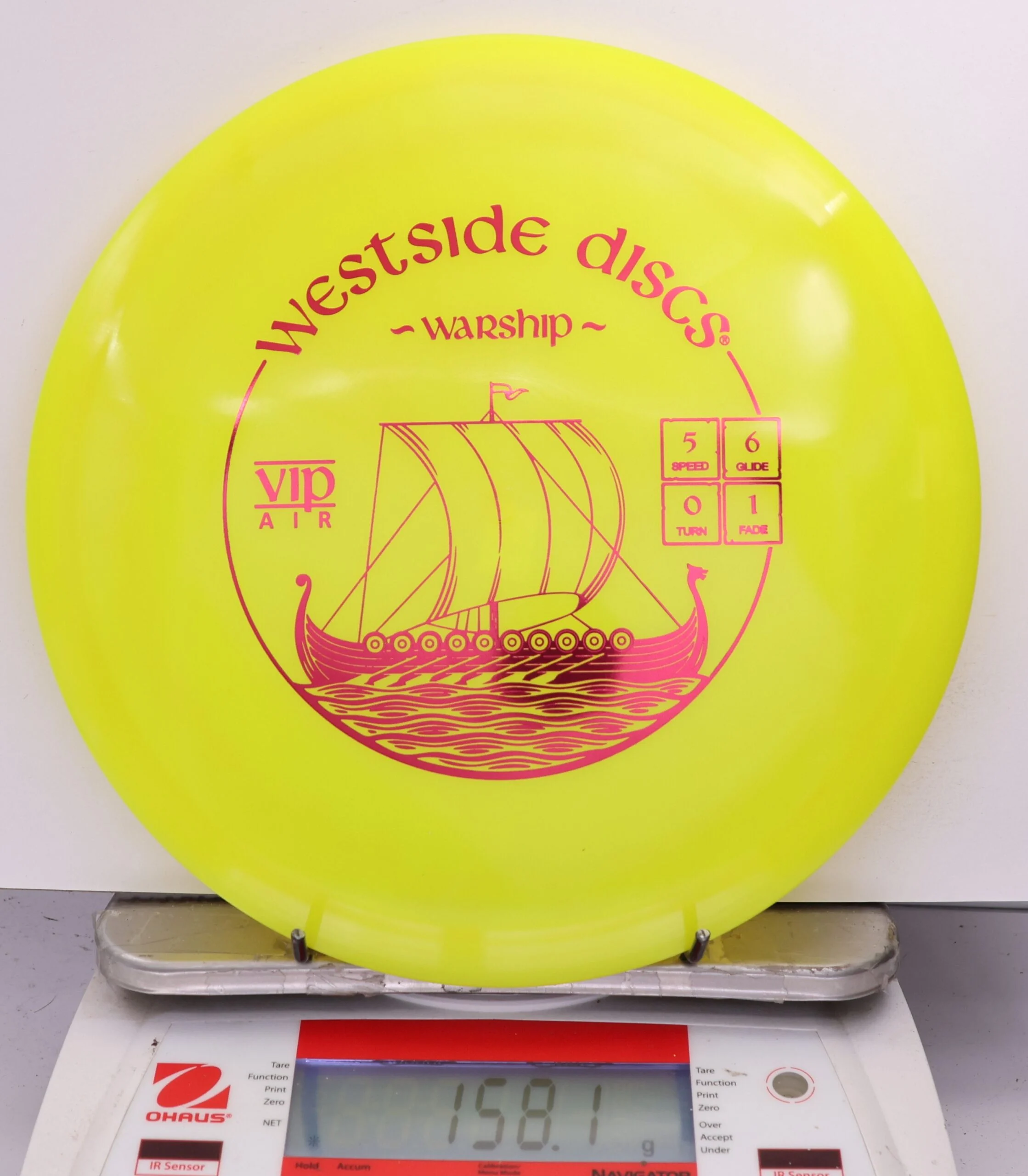 564187 VIP Air Warship - #811 Yellow, 158