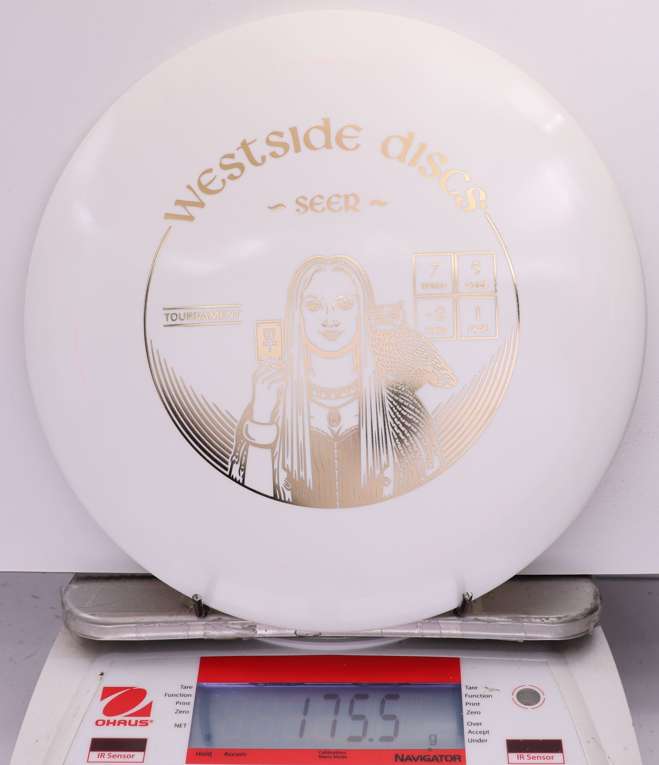 565800 Tournament Seer - #810 White, 176