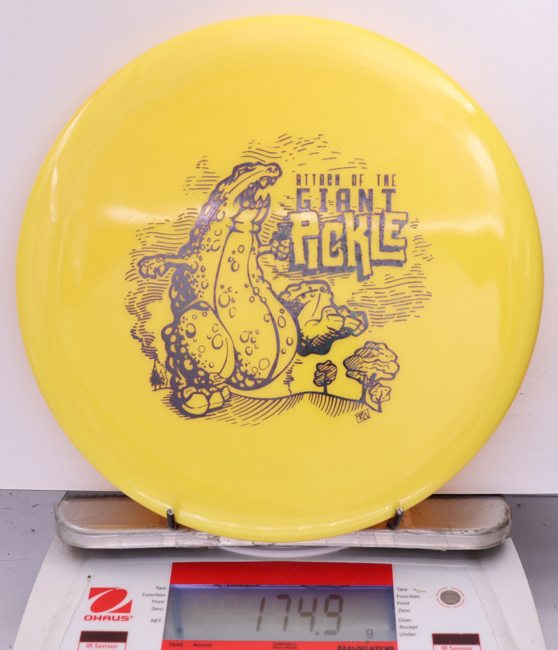 576593 Apex Pickle, Attack of the Giant Pickle - #18 Yellow, 175