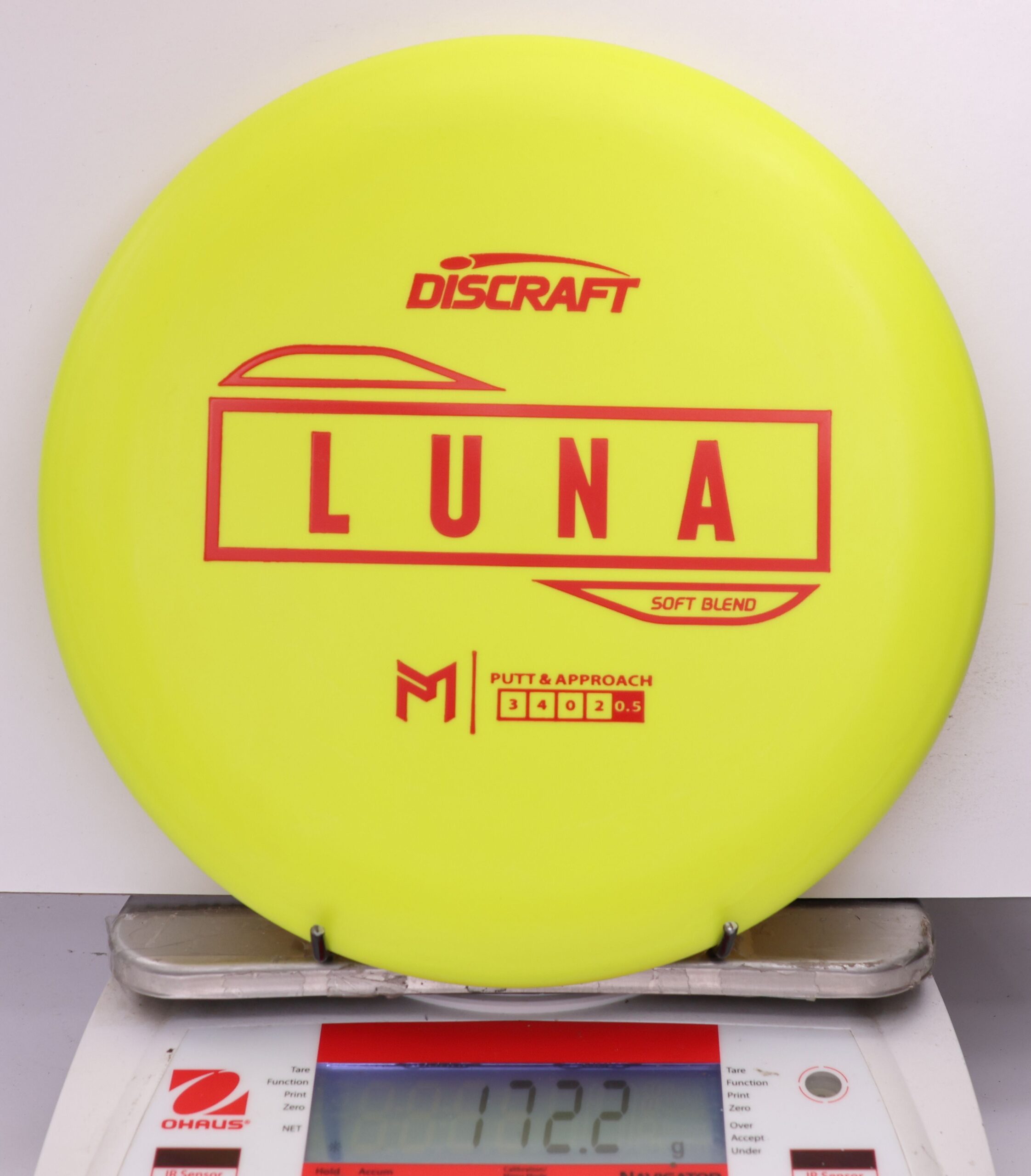 598381 Putter Line Soft Luna, Paul McBeth - #866 Yellow, 172