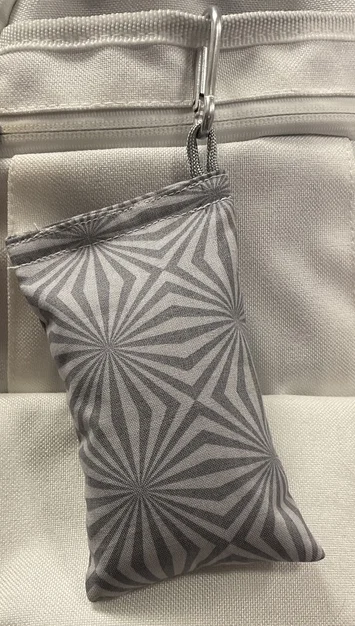 608005 Clay Bags with Carabiner - Gray-Gray, CLAY