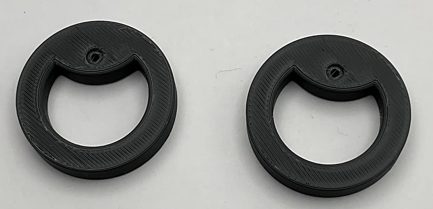 608089 Adjustable Disc Hangers - Black
