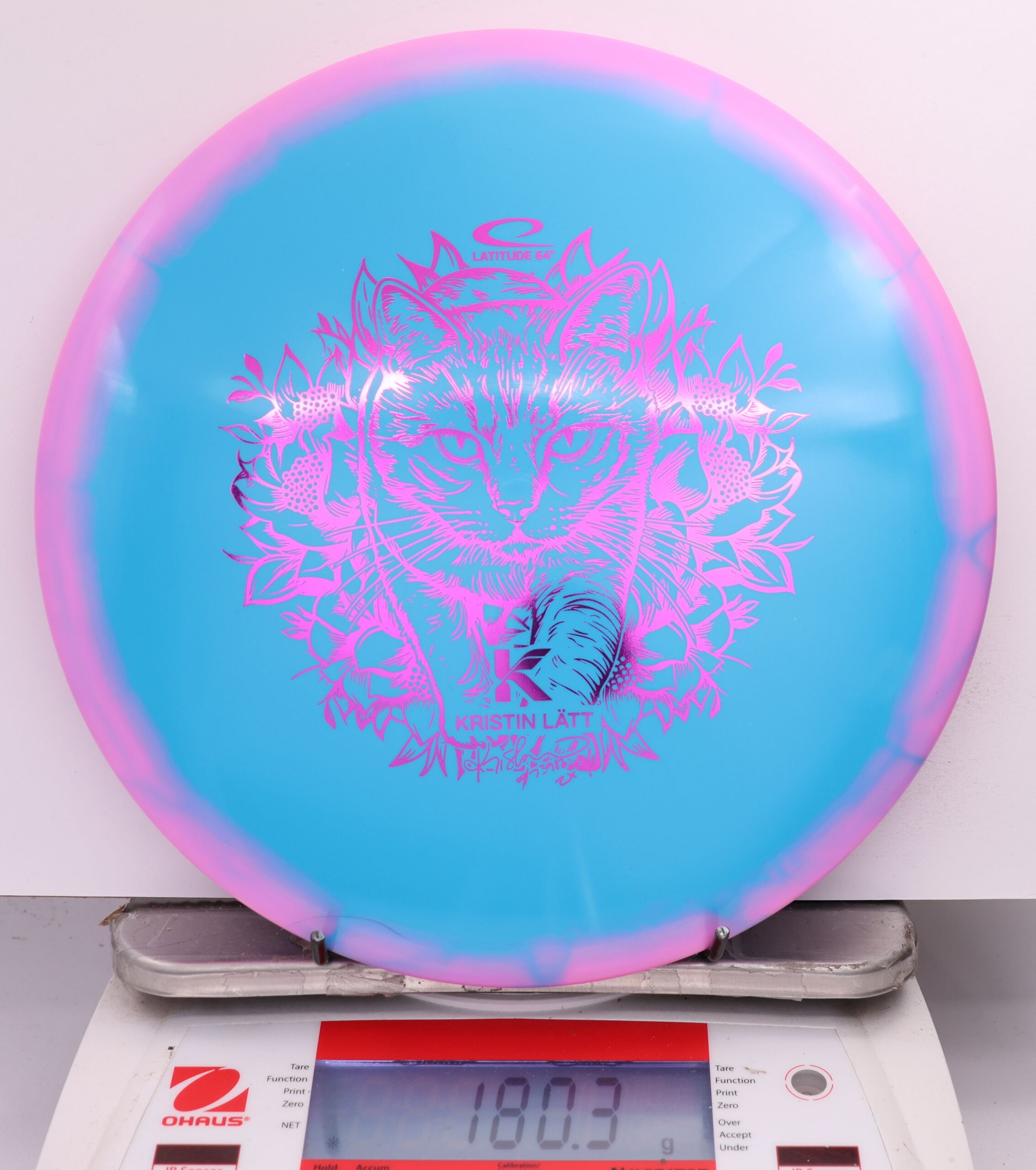 617029 Gold Orbit Claymore, Kristin Lätt 2025 Tour Series - #405 Pink-Blue, 180