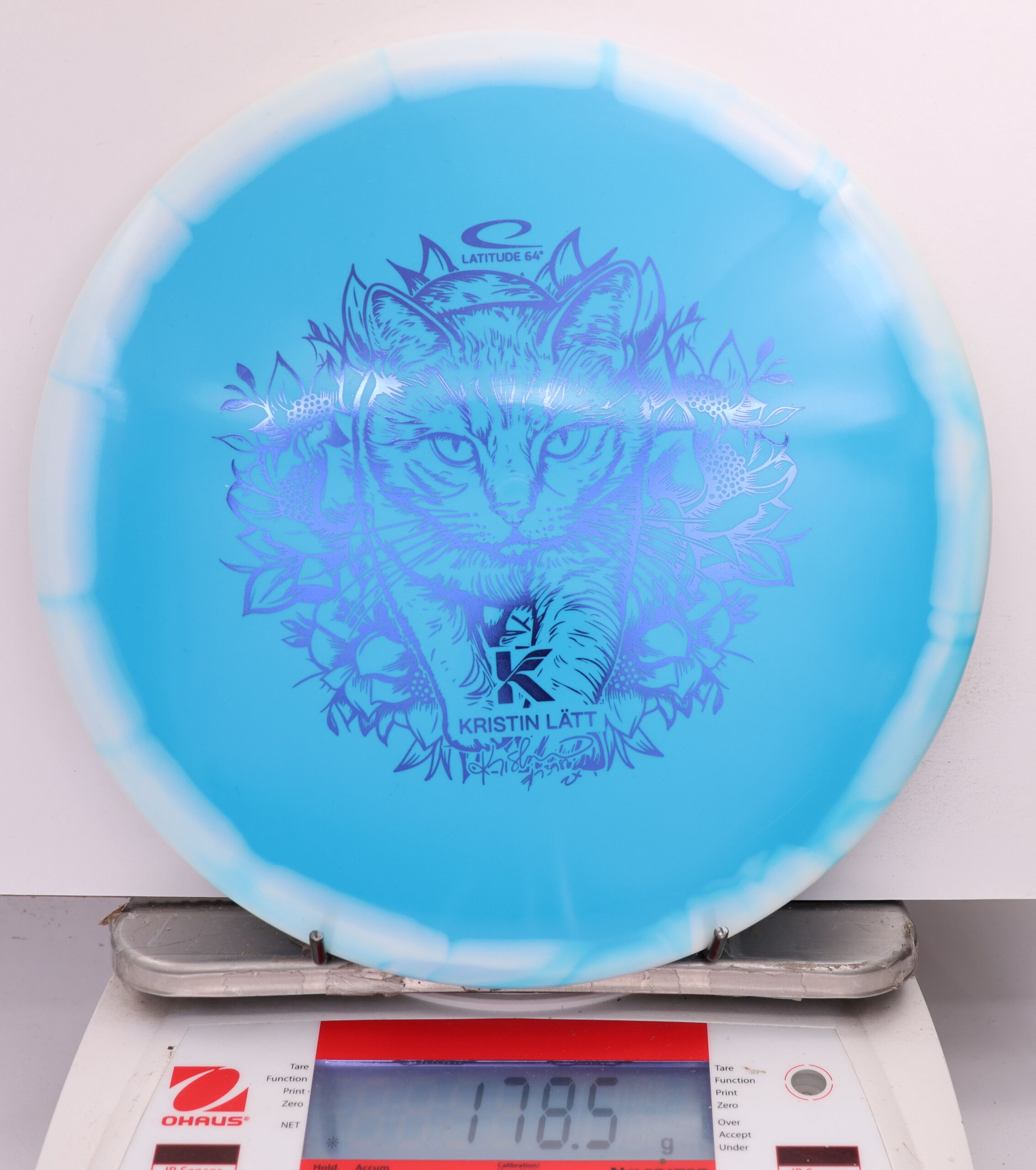 617064 Gold Orbit Claymore, Kristin Lätt 2025 Tour Series - #416 White-Blue, 179