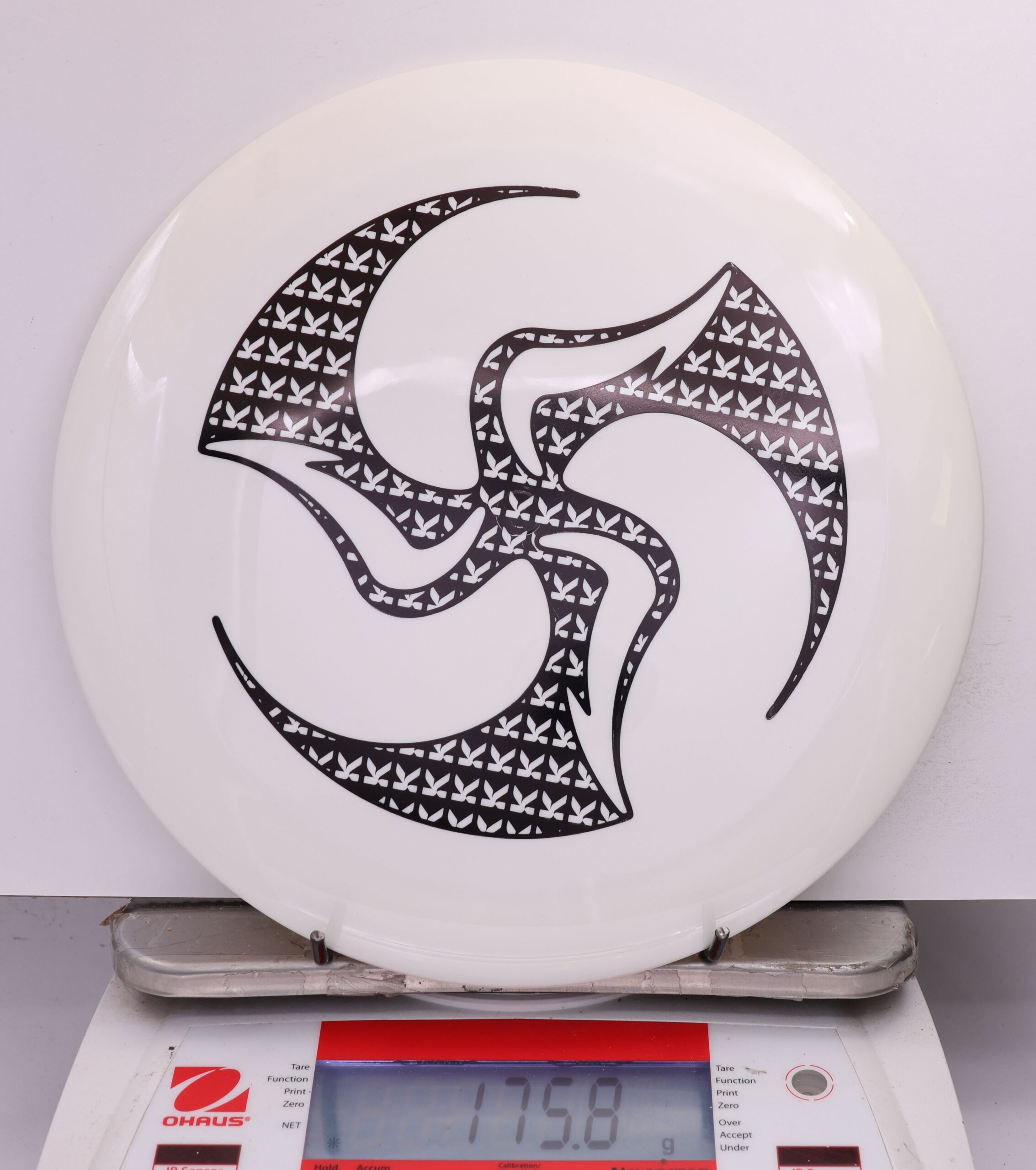 617295 Grand Grace, Kristin Lätt 2025 Signature Series - Huk Lab - #400 White, 176