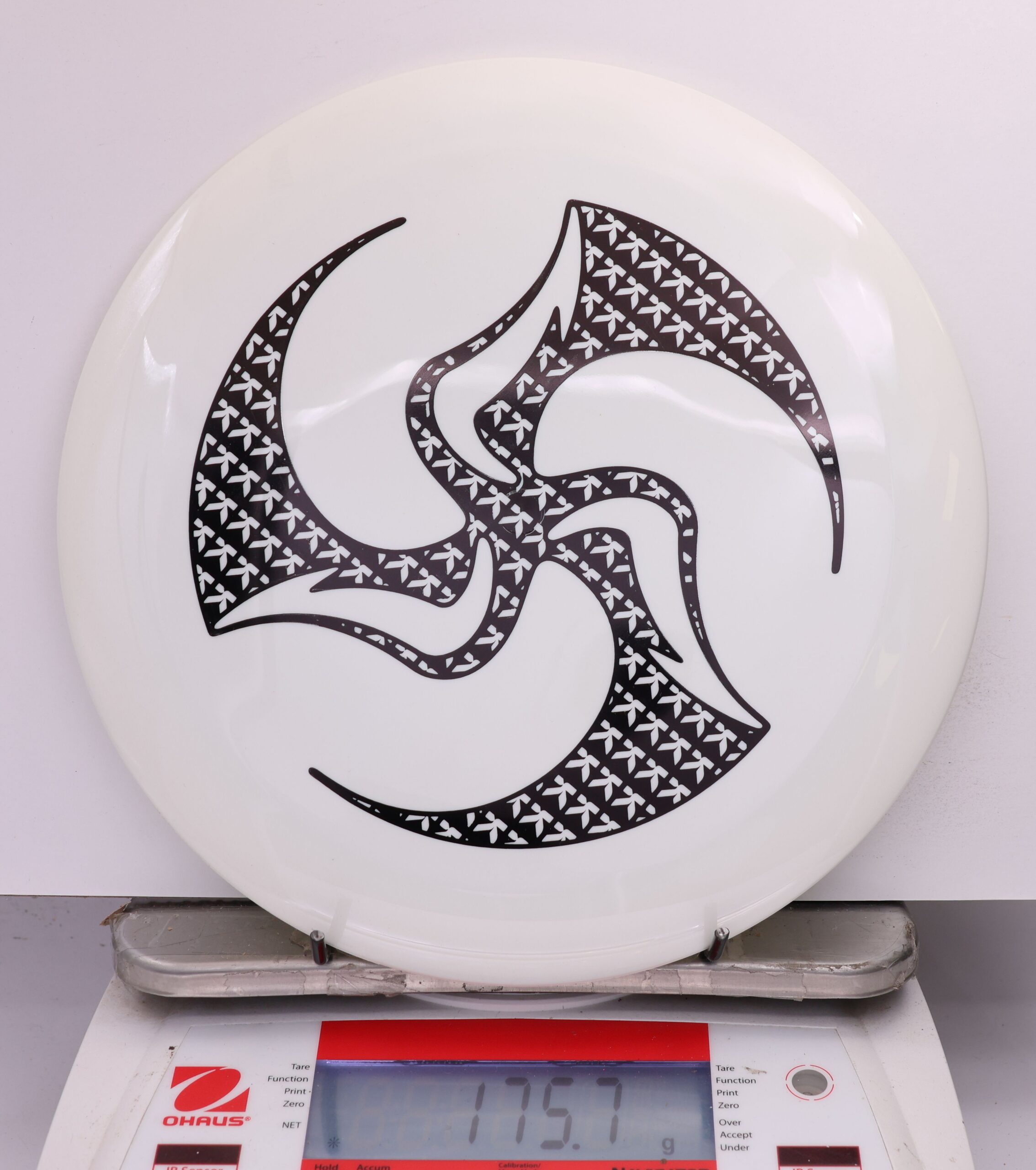 617311 Grand Grace, Kristin Lätt 2025 Signature Series - Huk Lab - #406 White, 176