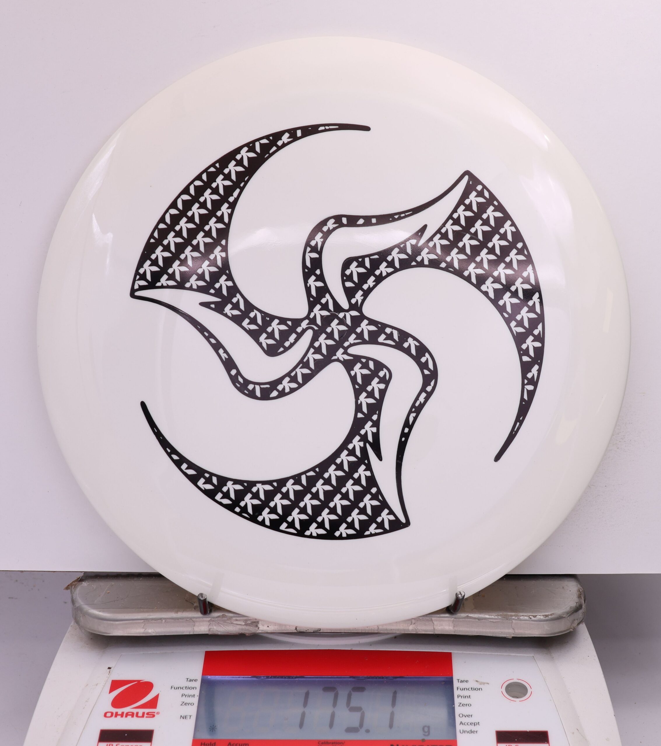 617329 Grand Grace, Kristin Lätt 2025 Signature Series - Huk Lab - #414 White, 175