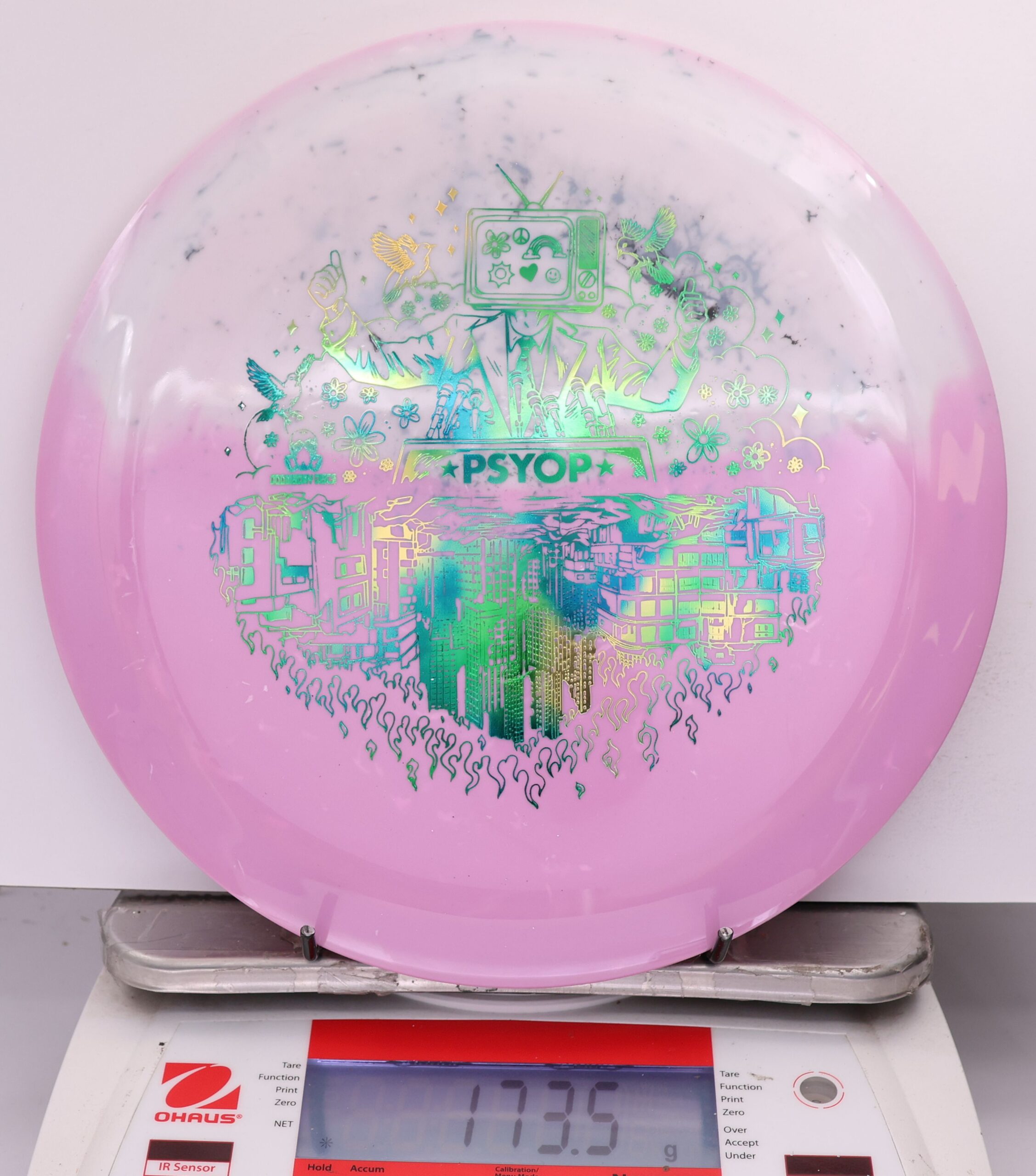 622357 Retina Psyop - #03 White-Pink, 174