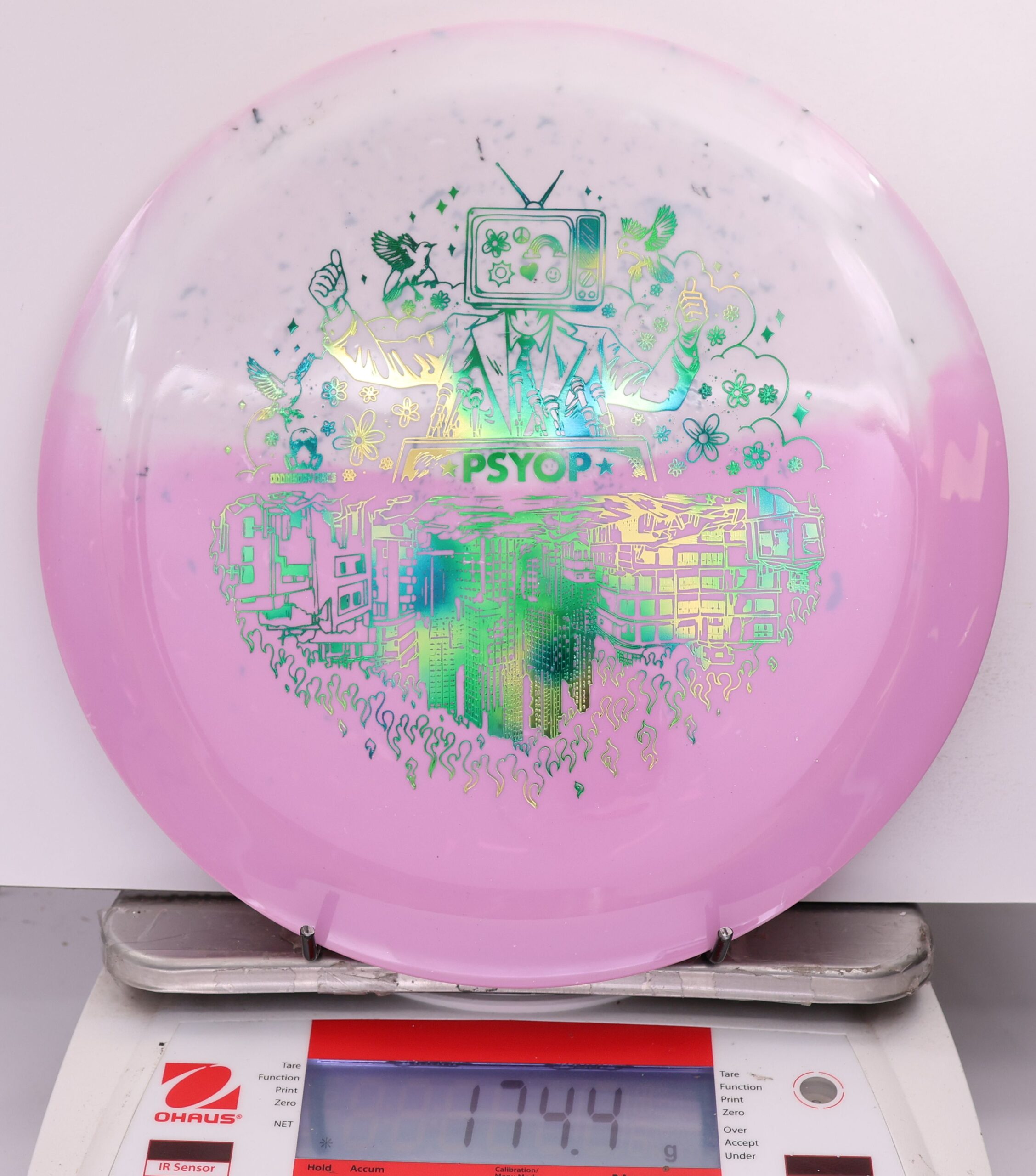 622358 Retina Psyop - #04 White-Pink, 174