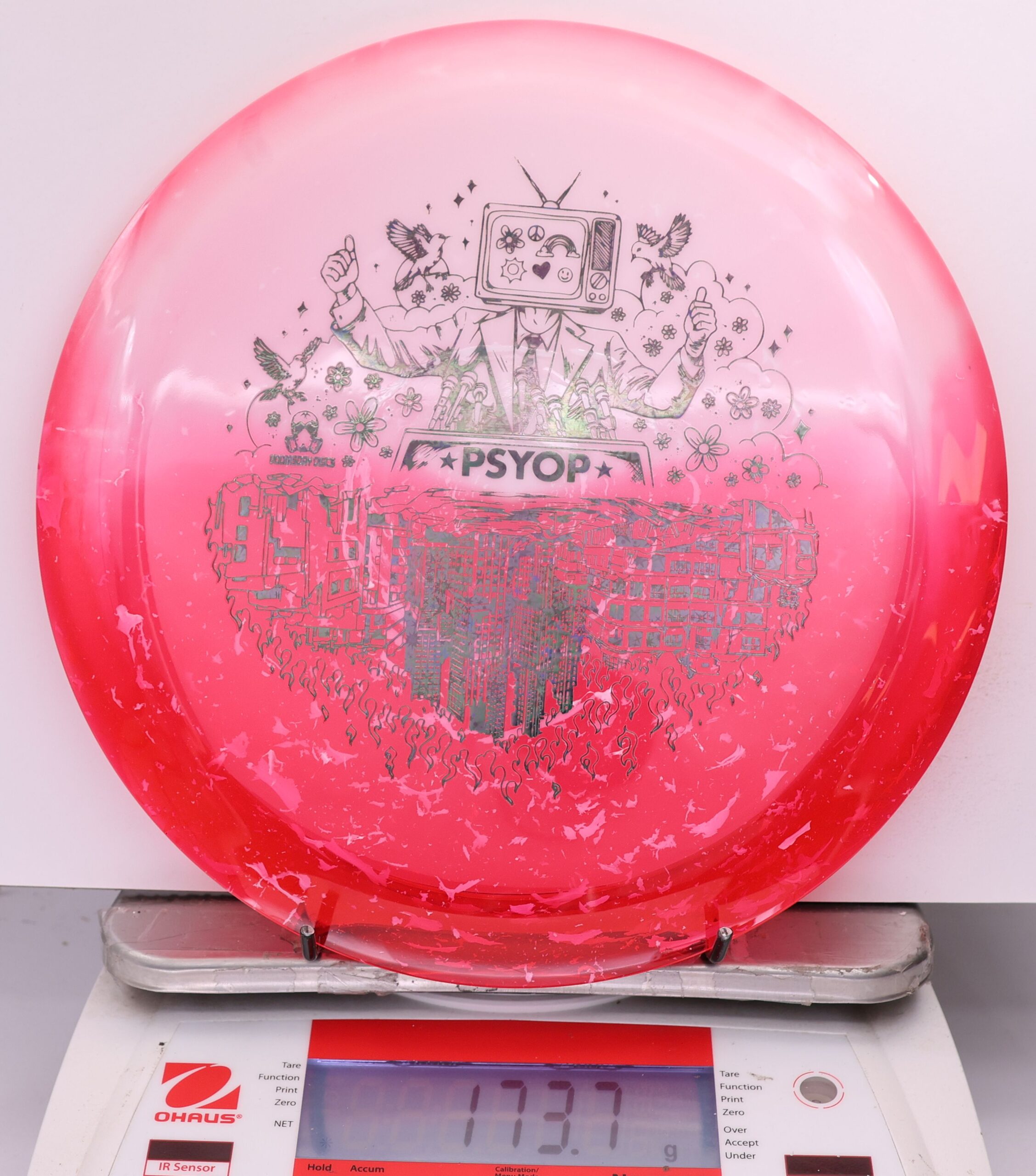 622407 Retina Psyop - #13 White-Red, 174