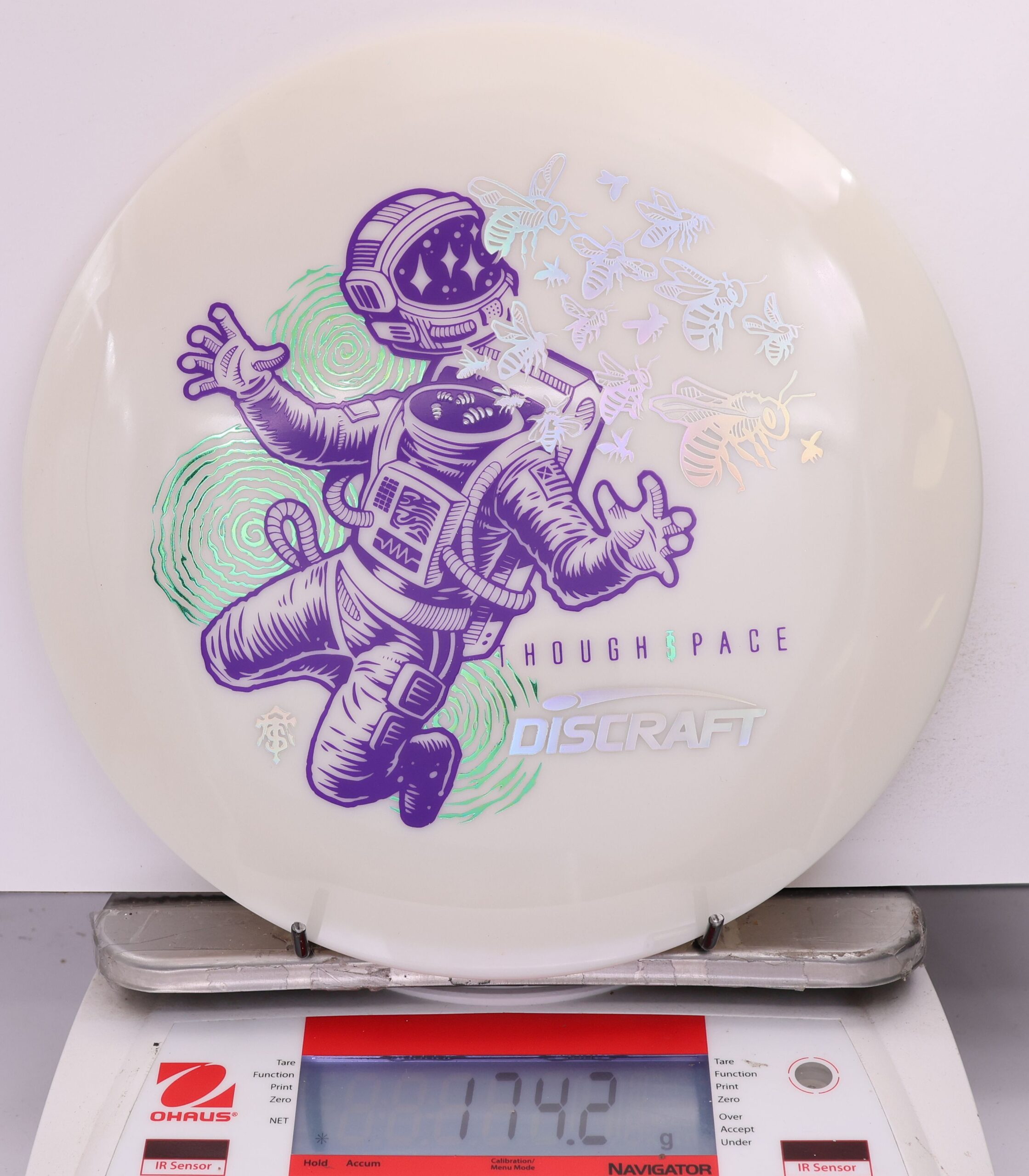 625349 Color Glow Requiem - #18 White, 174